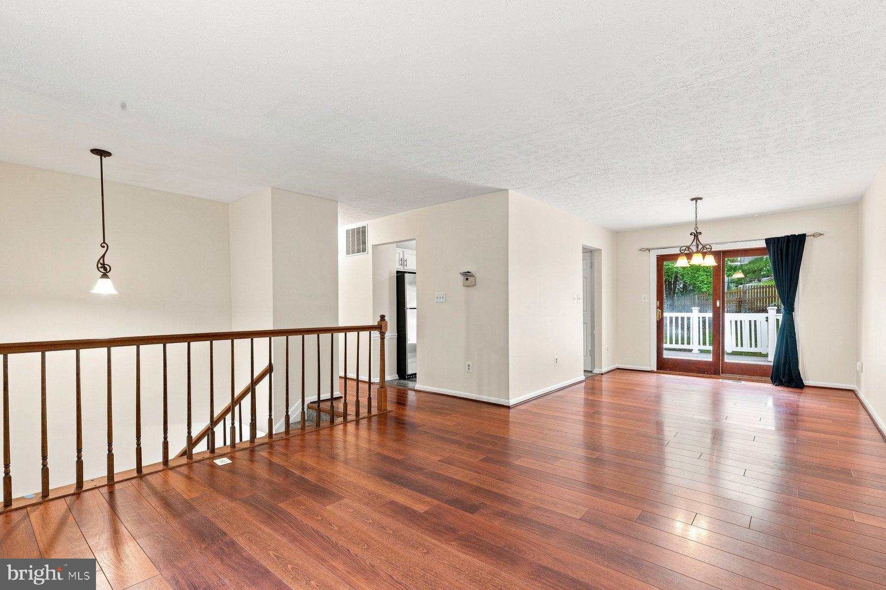 6150 FAIRBOURNE COURT