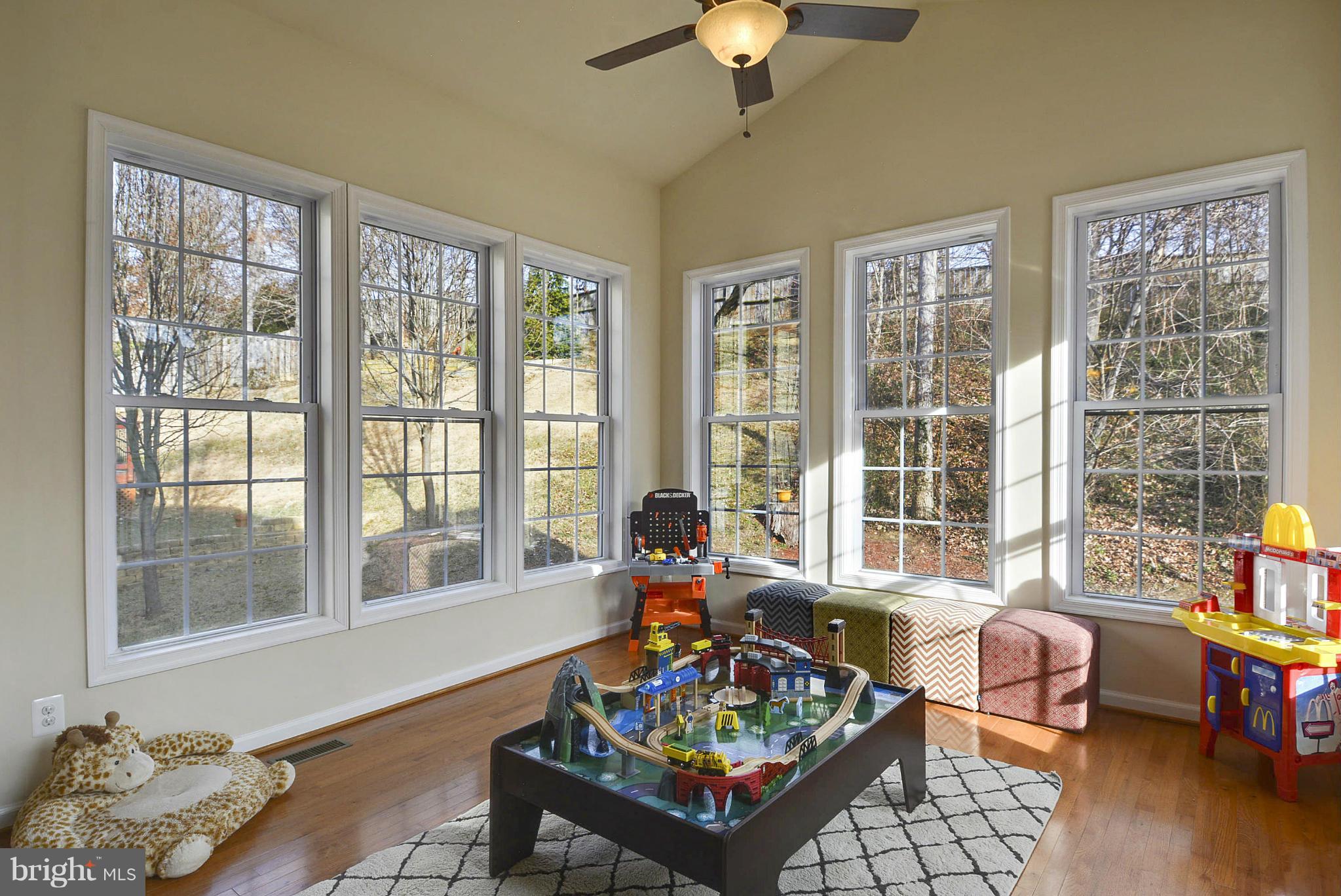 VALLEY VIEW - Residential