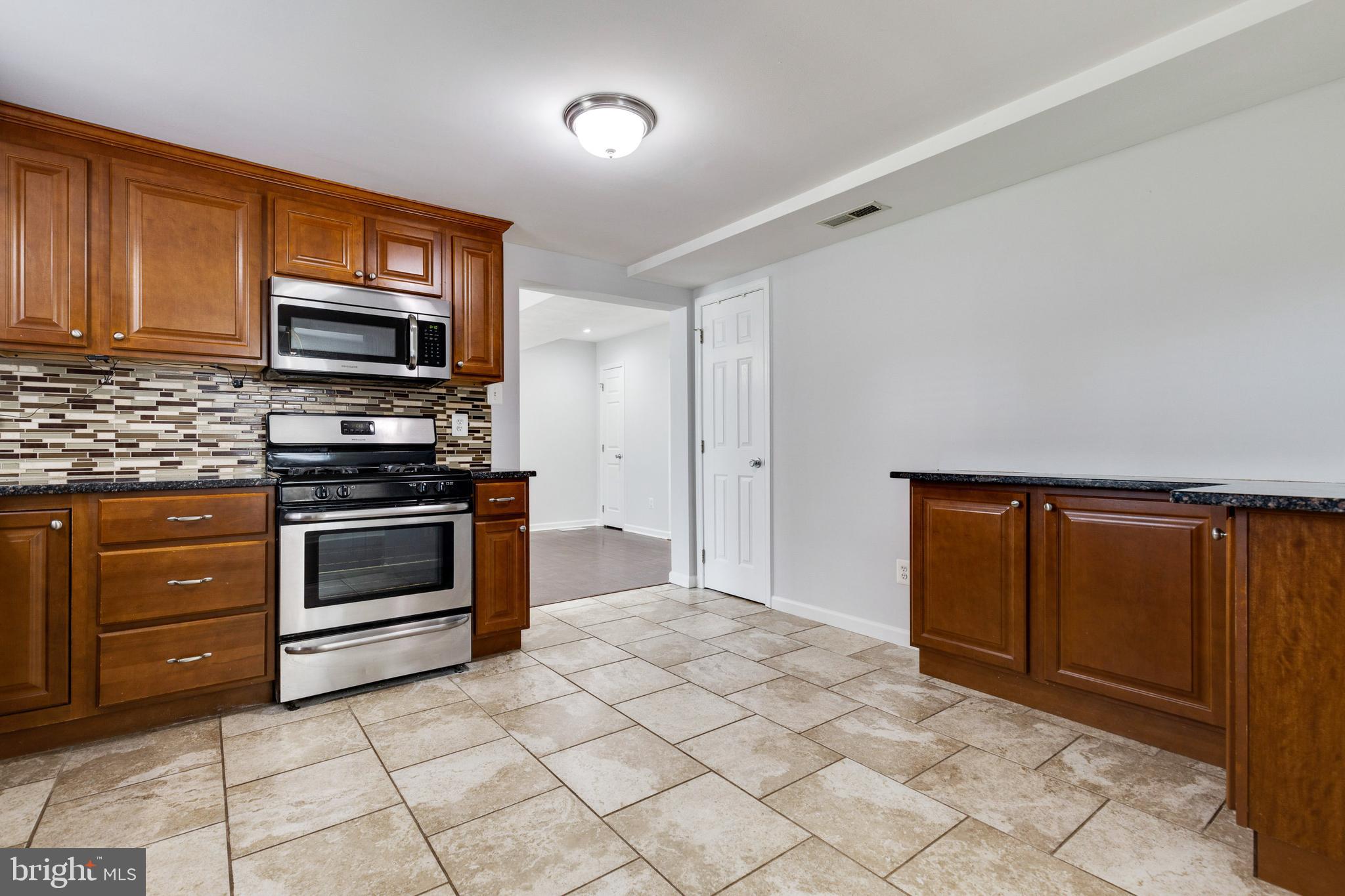 ST CHARLES - CARRINGTON - Residential