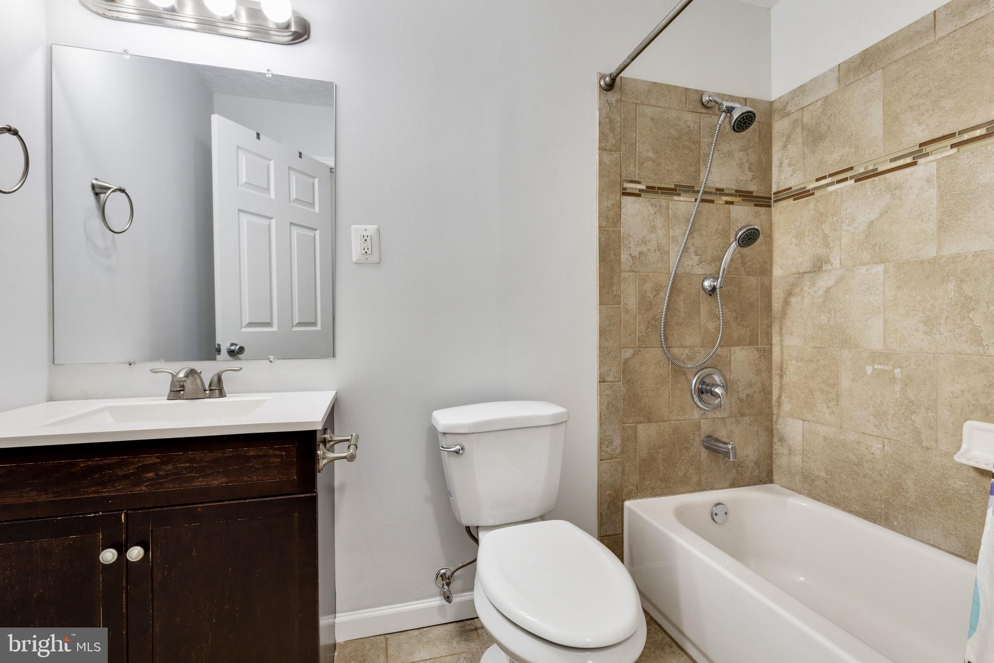 ST CHARLES - CARRINGTON - Residential