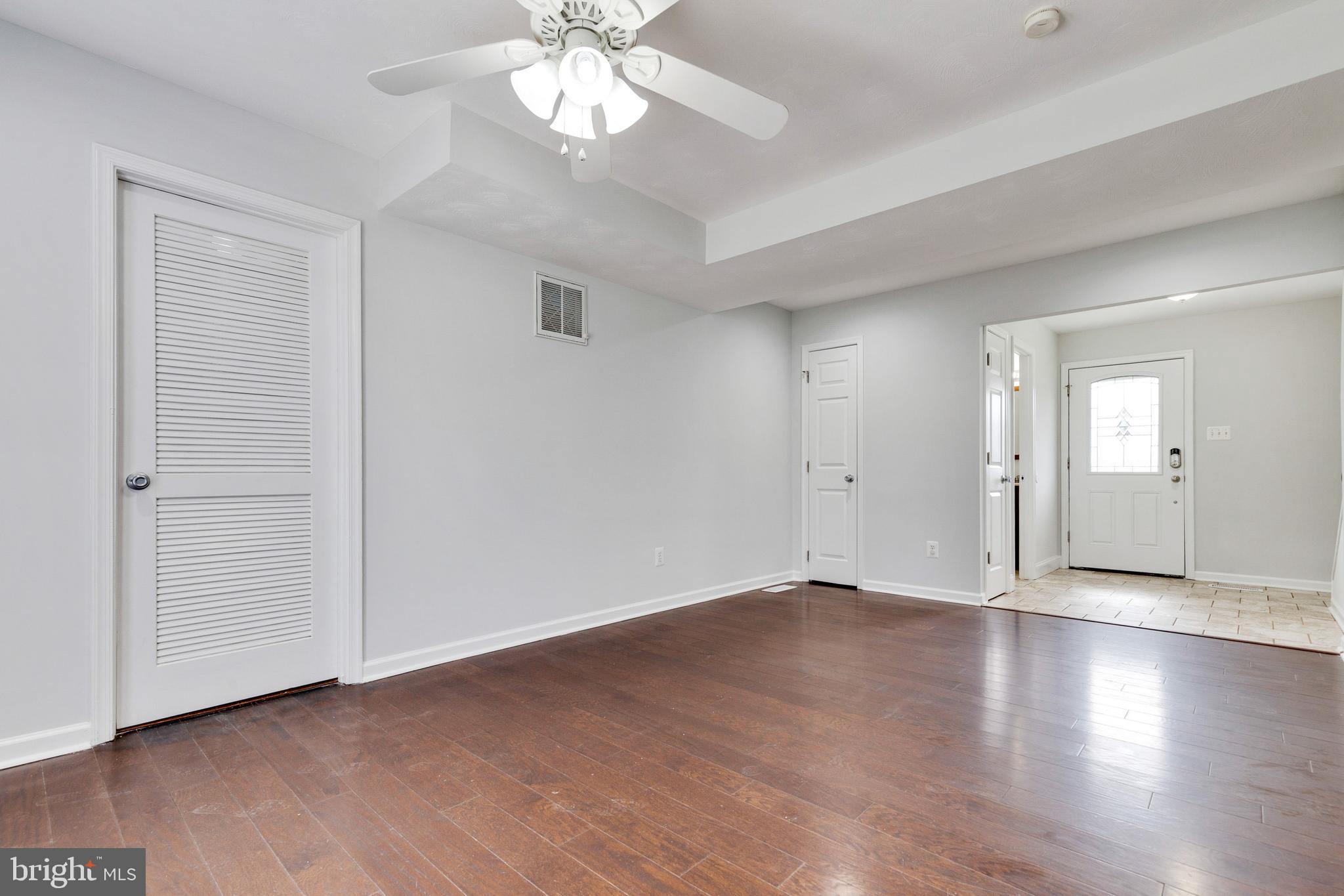 ST CHARLES - CARRINGTON - Residential