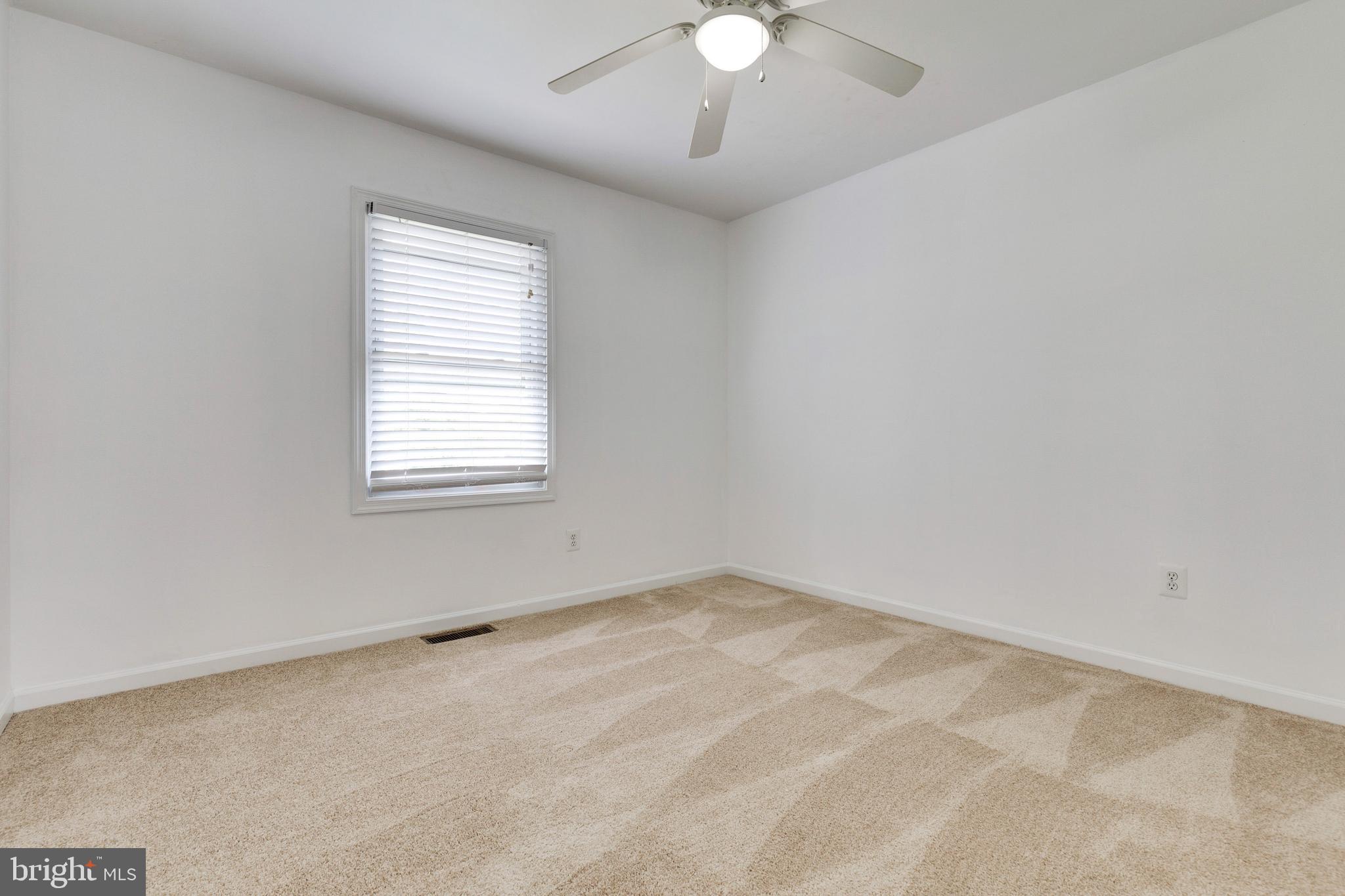 ST CHARLES - CARRINGTON - Residential