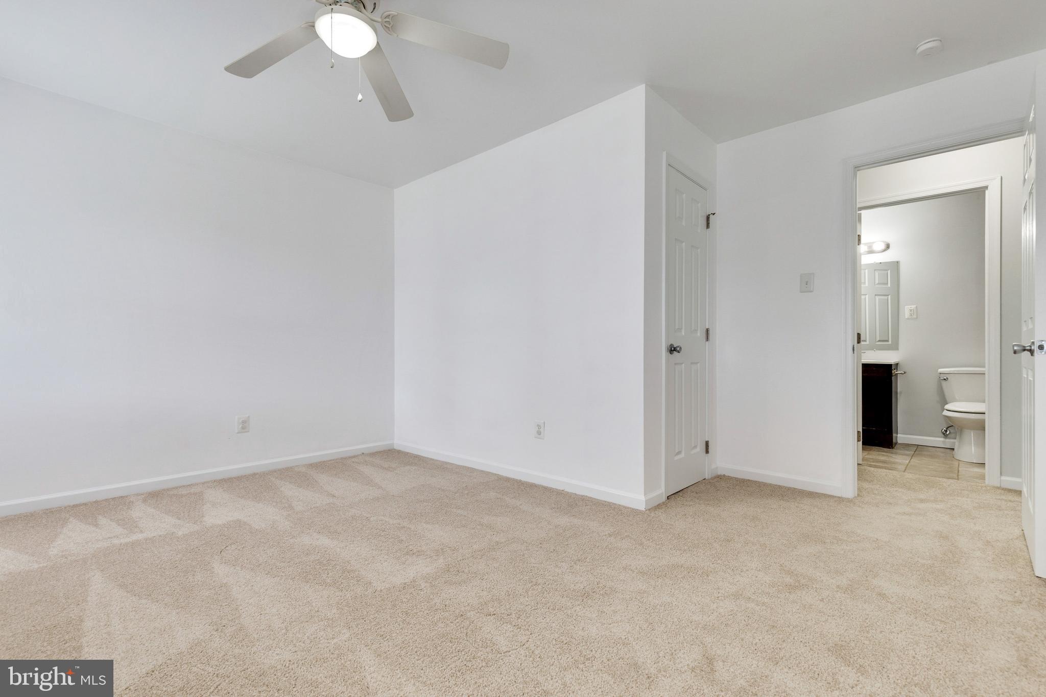 ST CHARLES - CARRINGTON - Residential