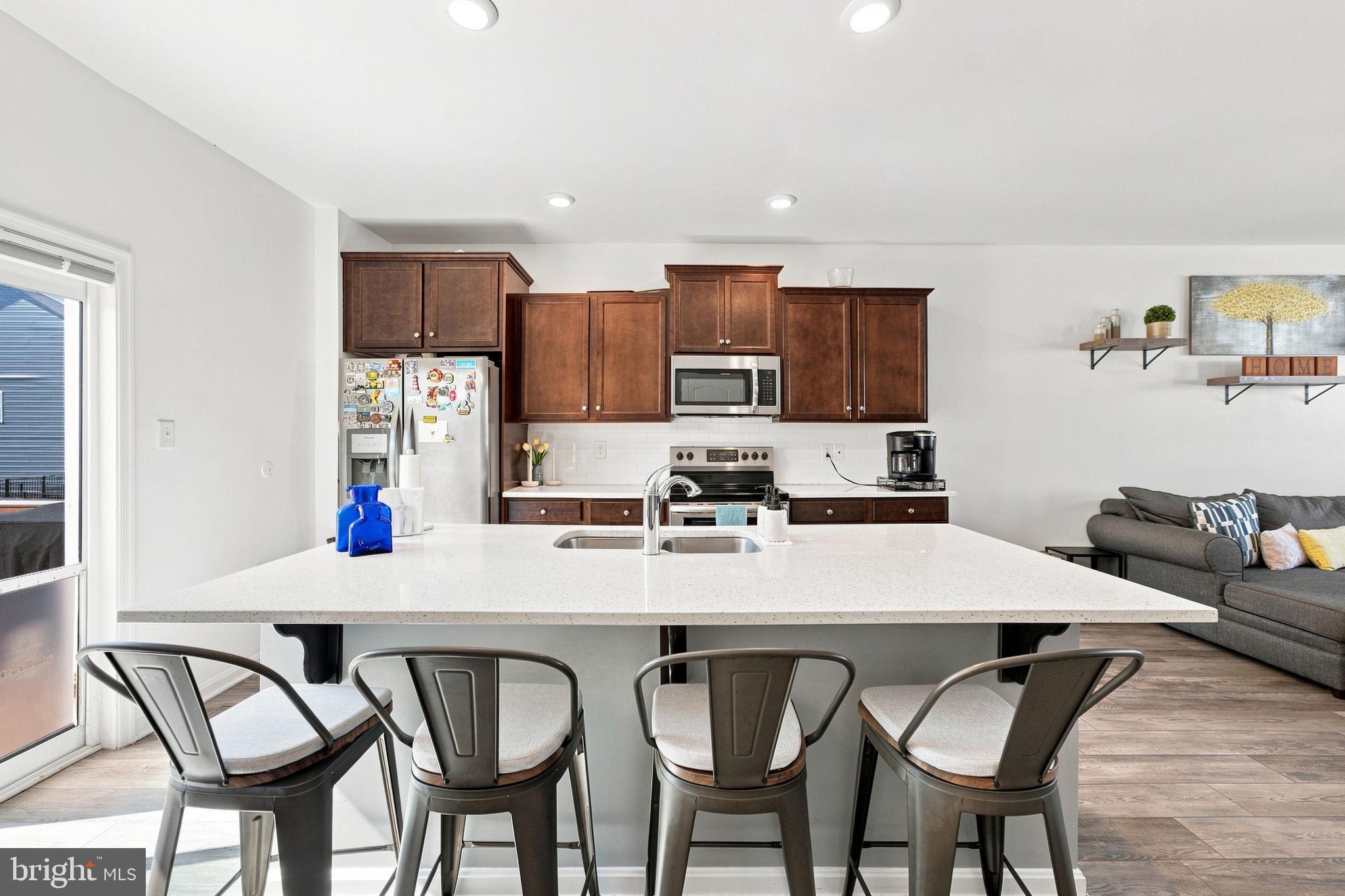 158 VESPUCCI LANE