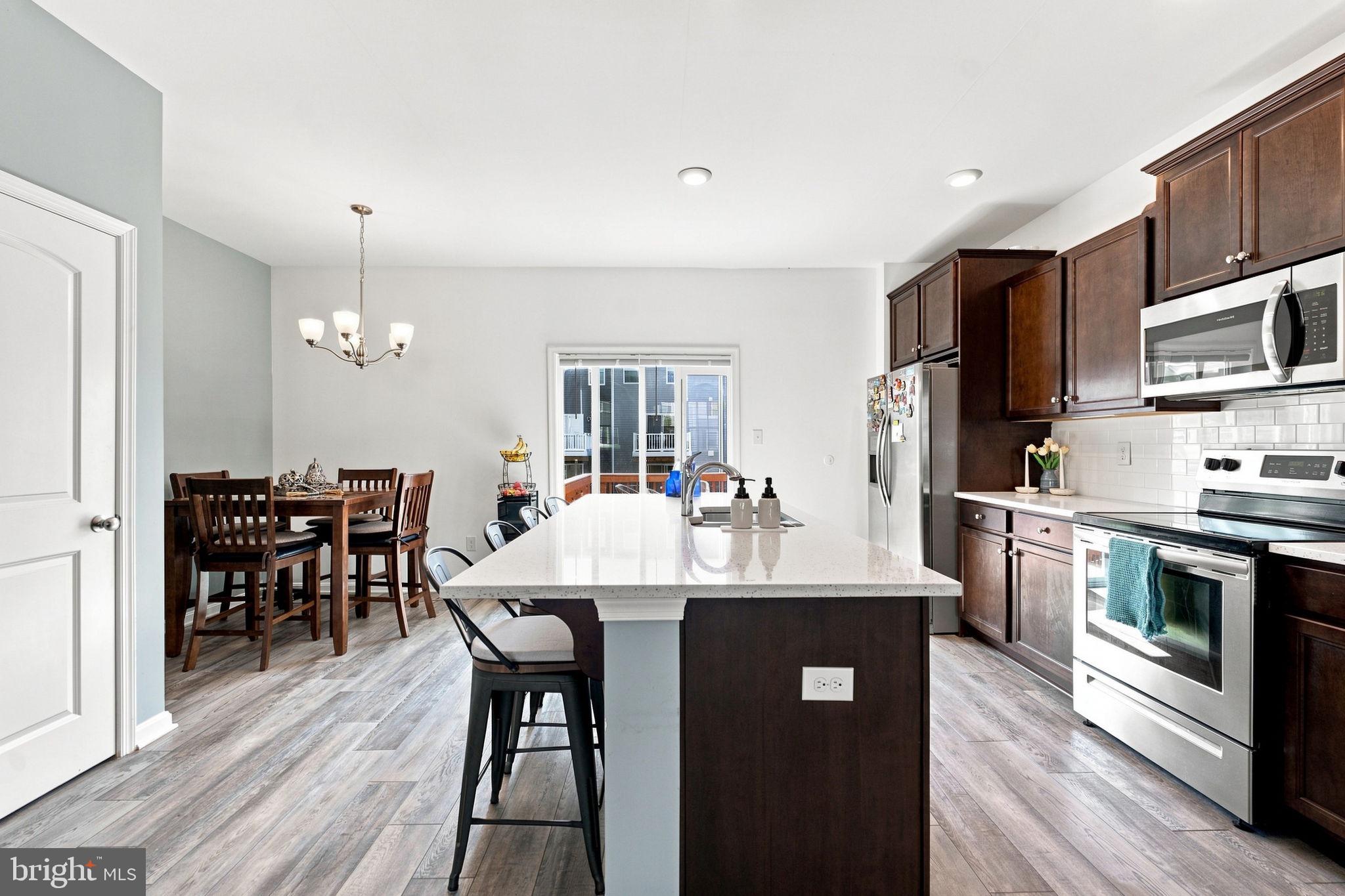 158 VESPUCCI LANE