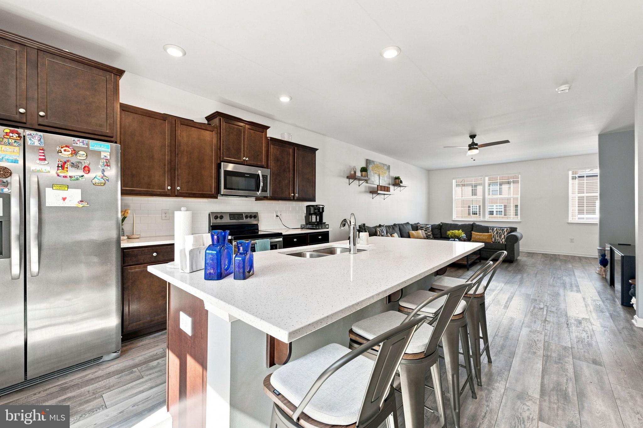 158 VESPUCCI LANE