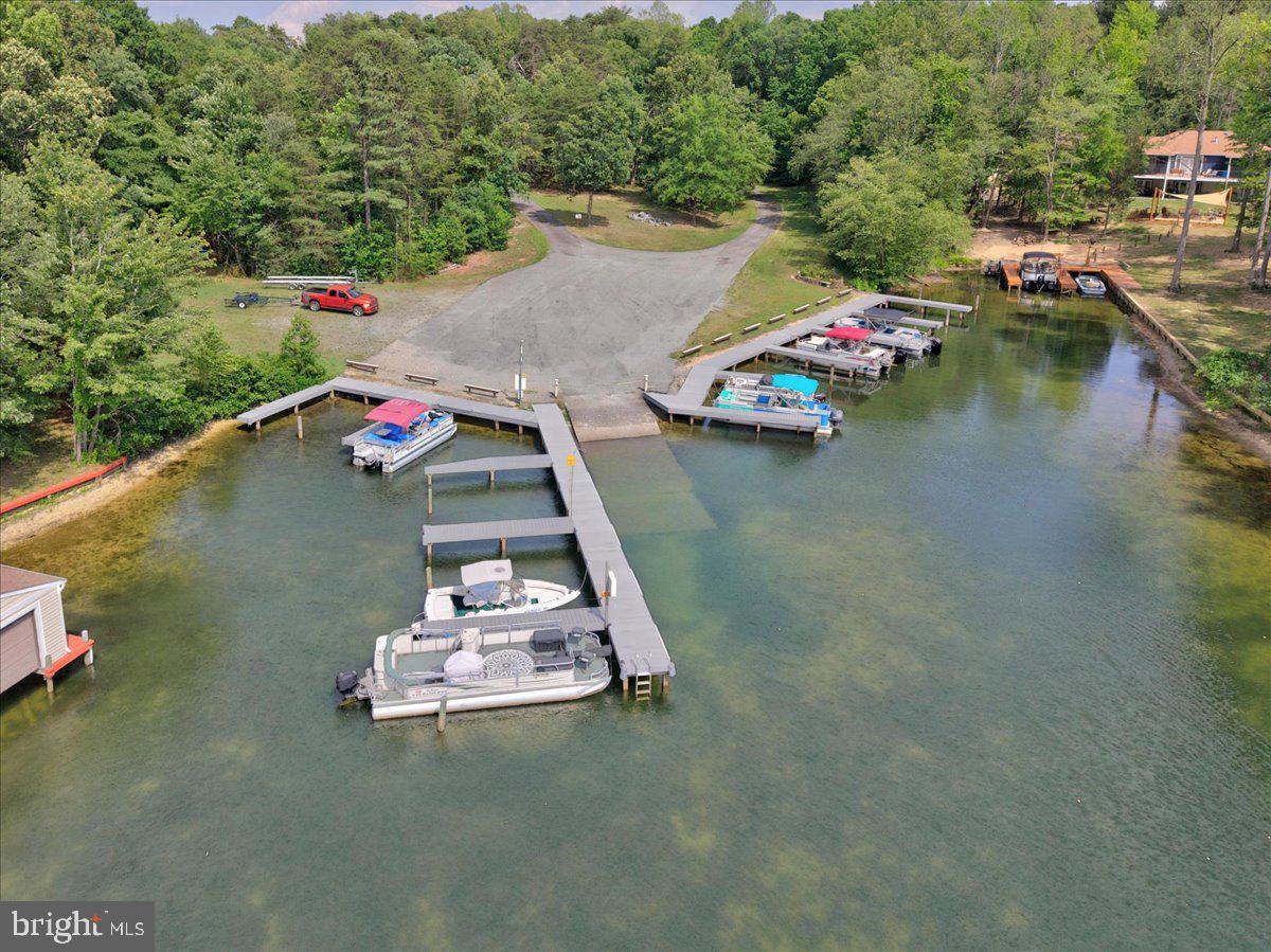 126 HICKORY LANE