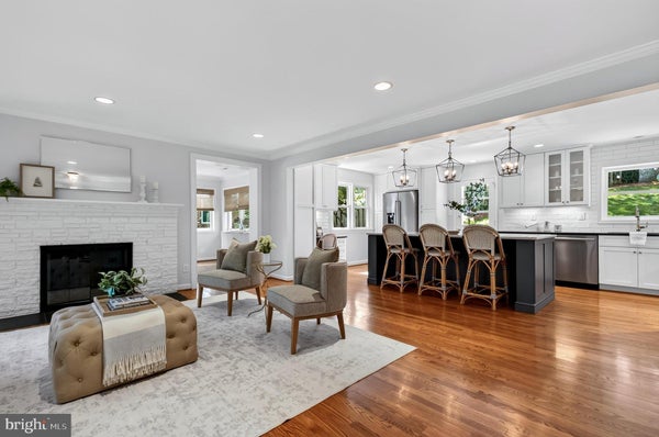 5200 OLD DOMINION DR, ARLINGTON, VA 22207 - Image 7a611d35abc12fb3800a31c2ad91d918/2109262420