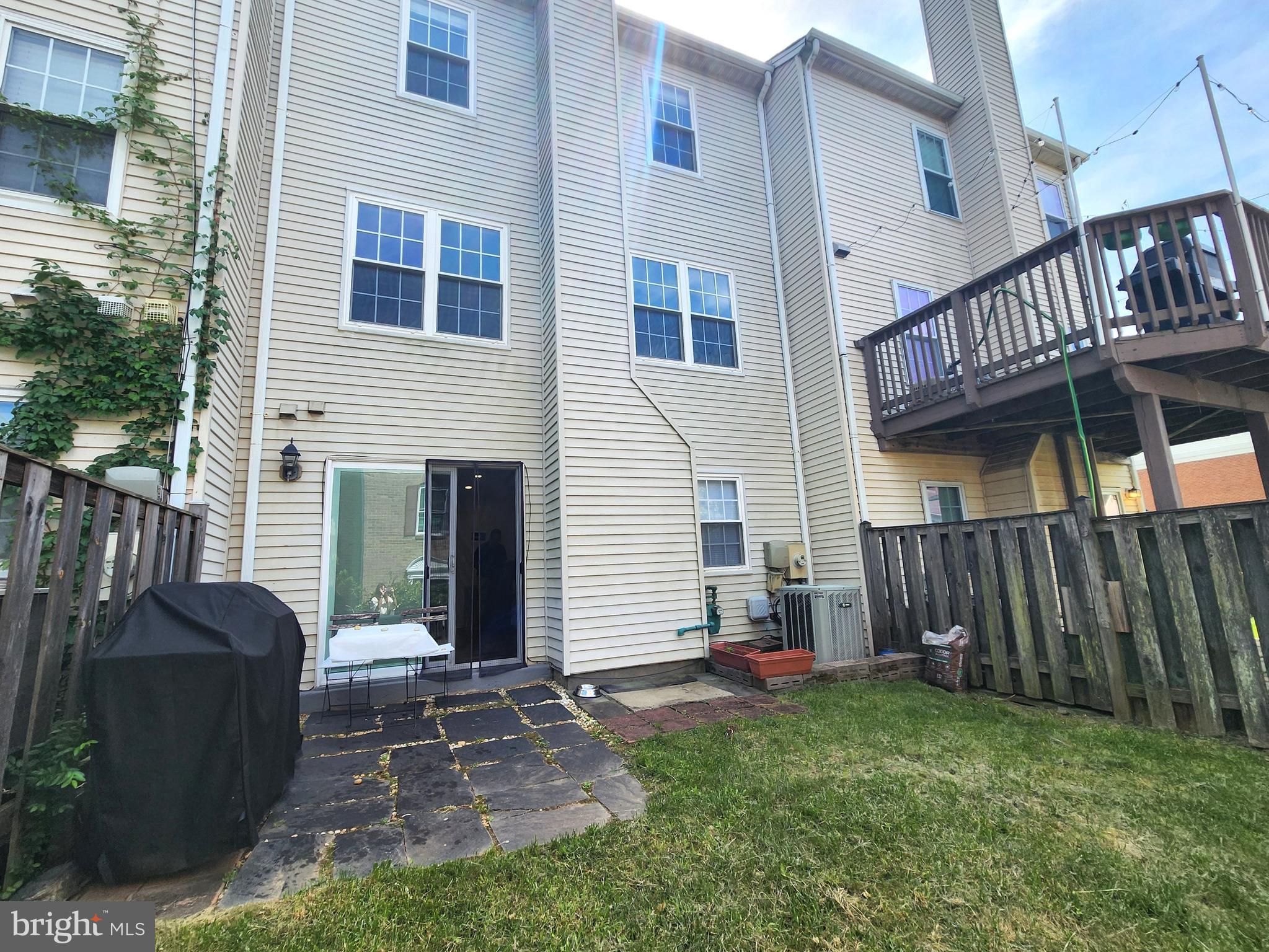 AMBERFIELD - Residential Lease