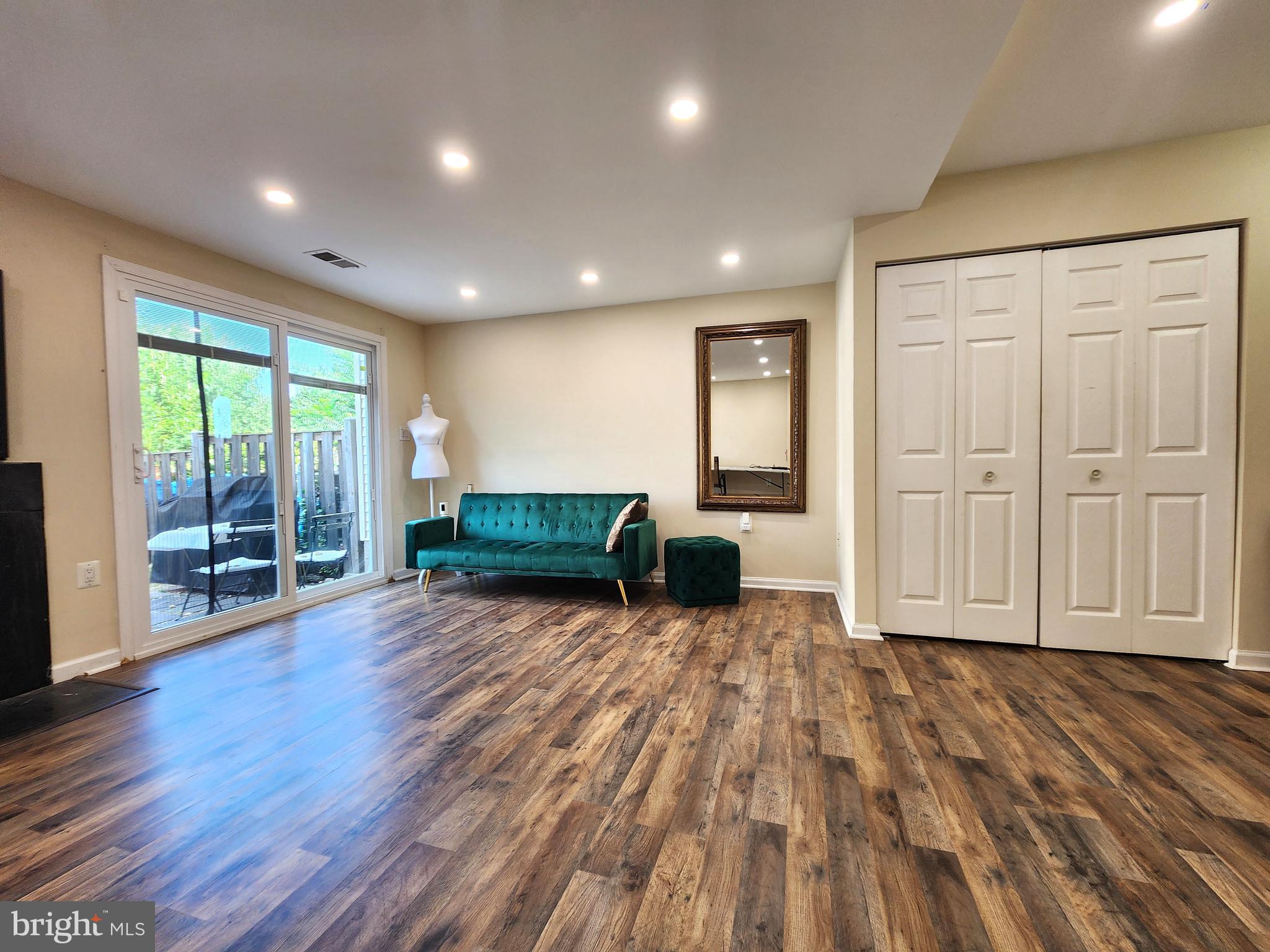 AMBERFIELD - Residential Lease