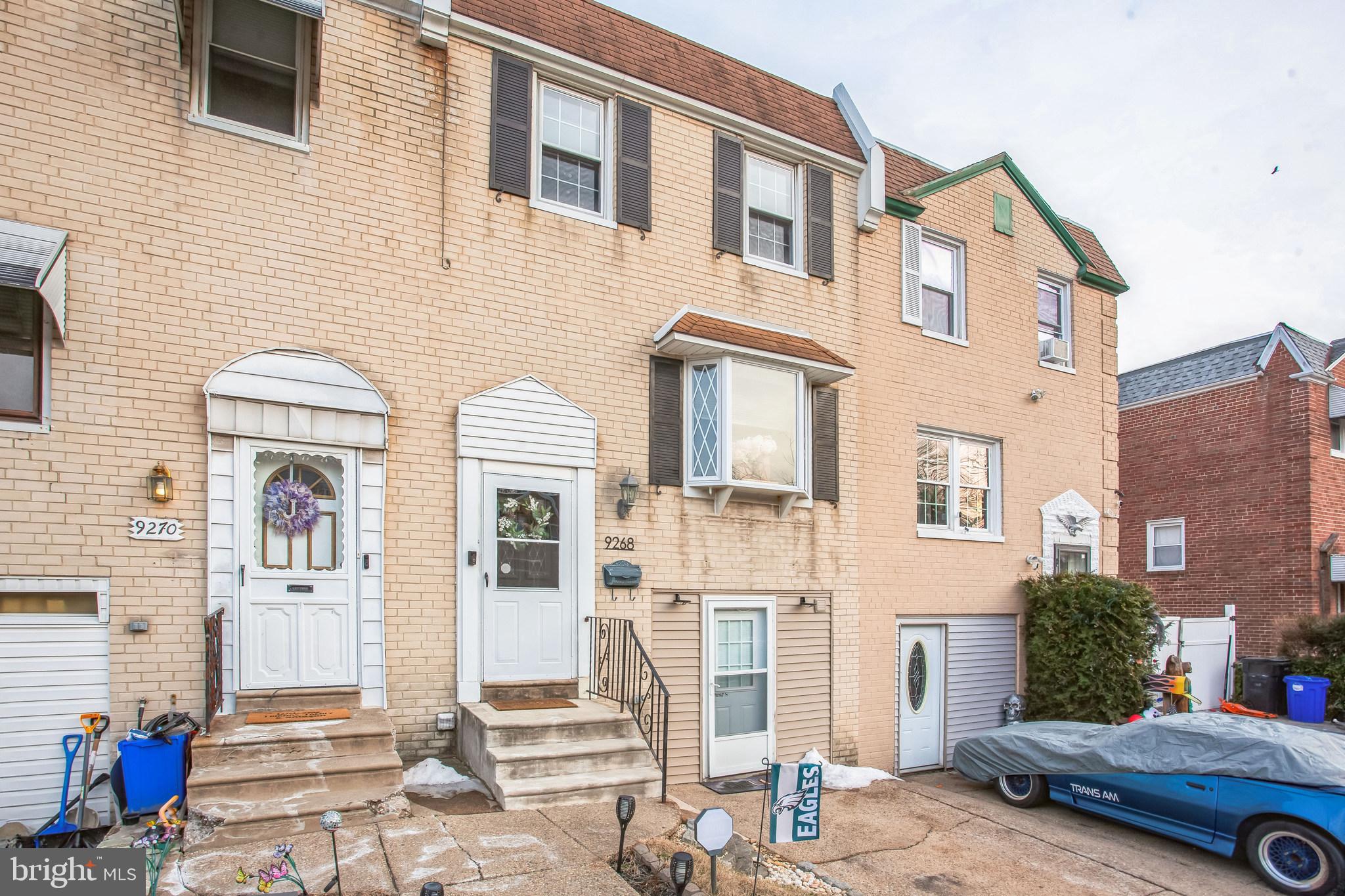 ASHTON-WOODENBRIDGE - Residential