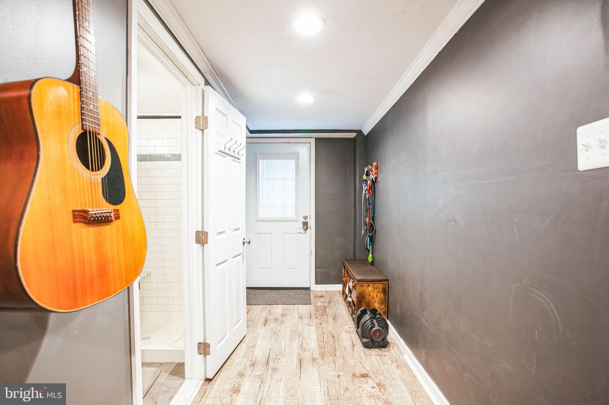 ASHTON-WOODENBRIDGE - Residential