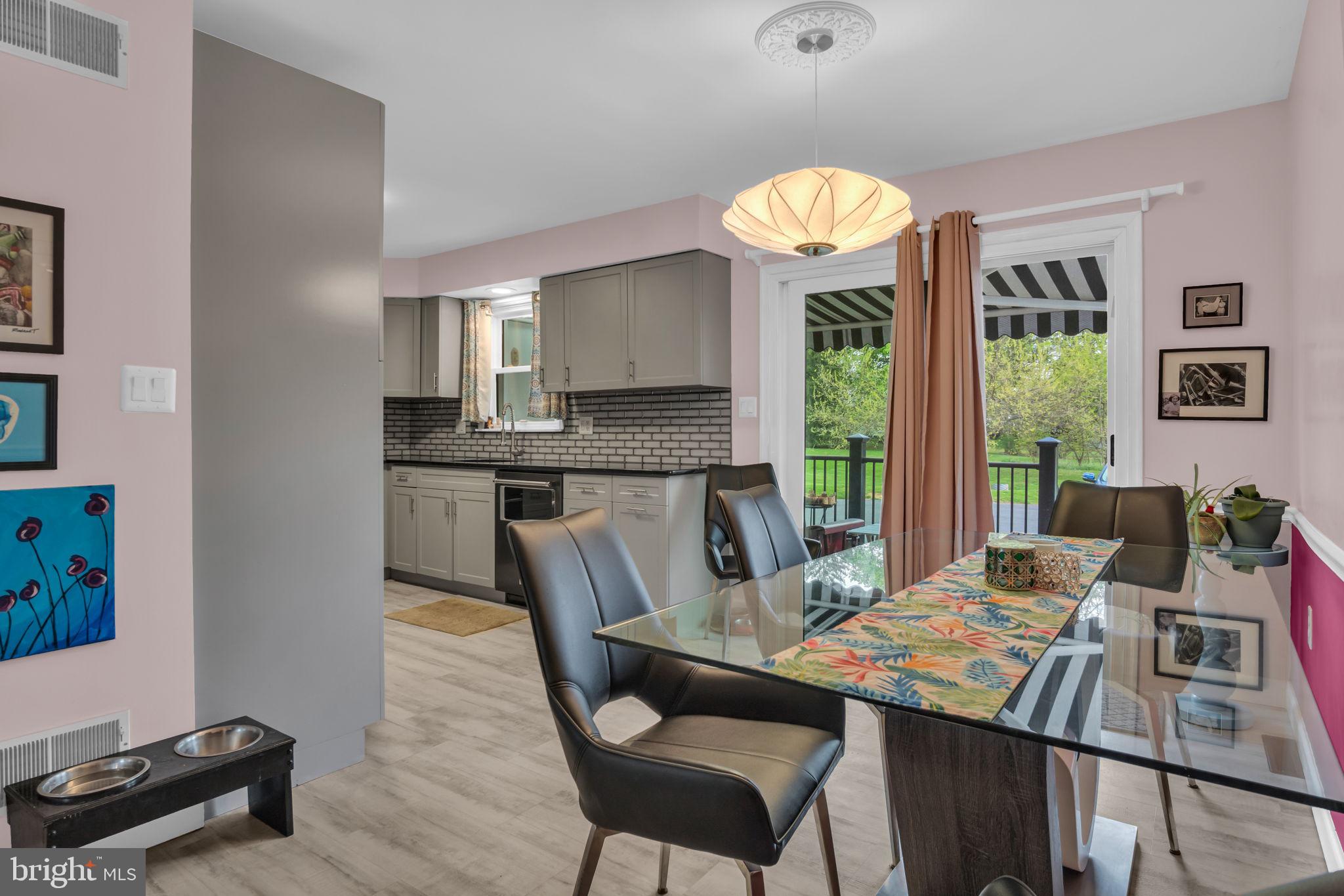 HAMPDEN COURT - Residential