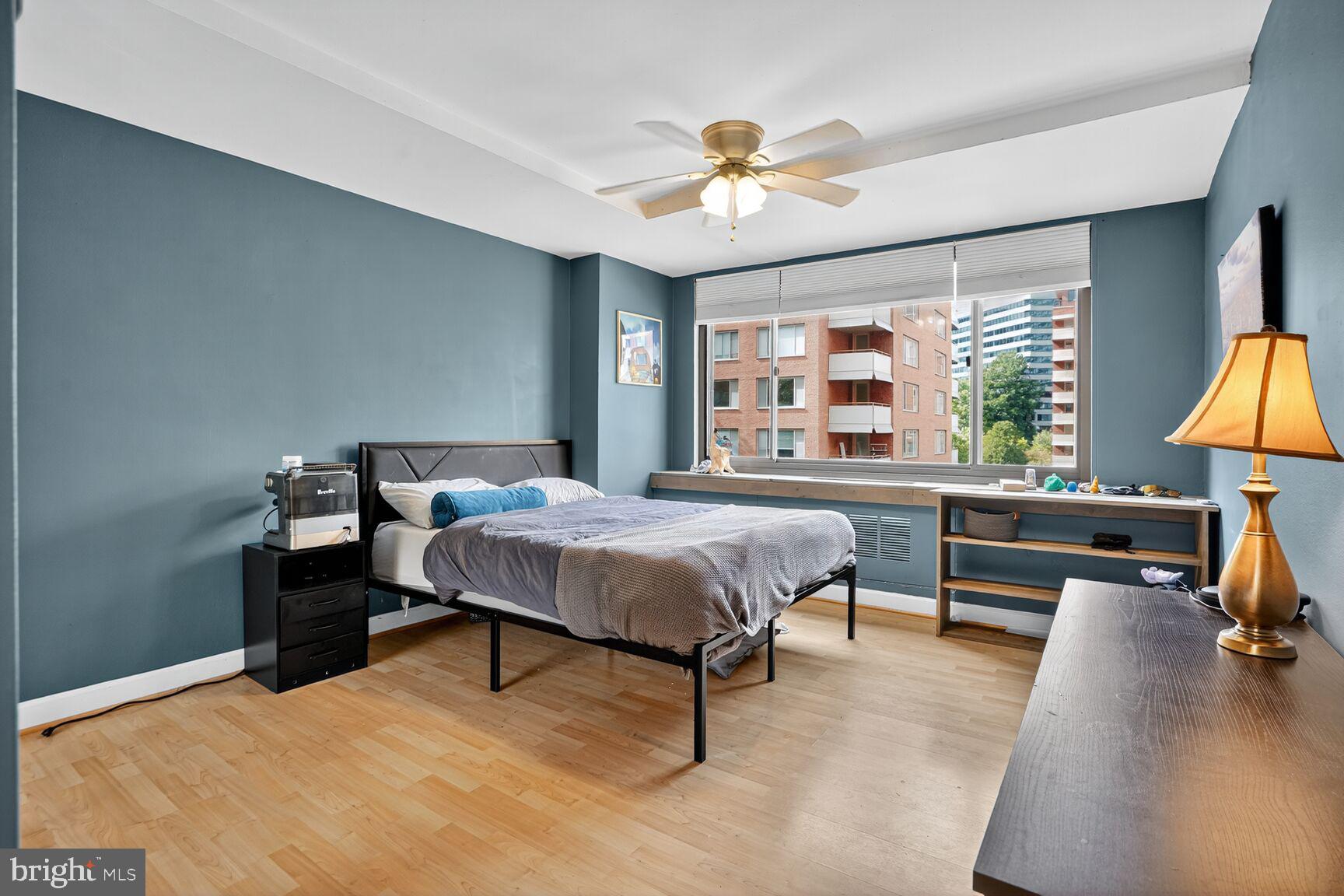 RIVER PLACE EAST - Residential