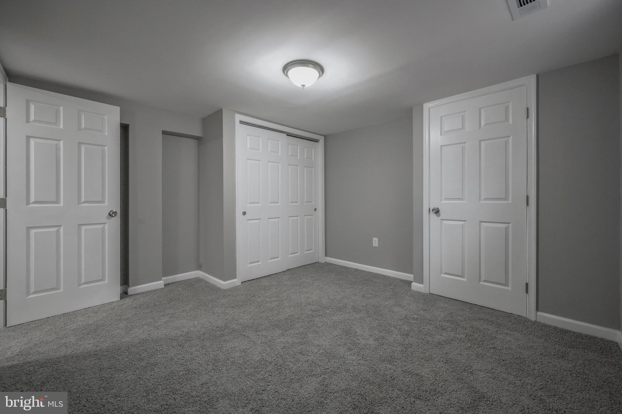 HOWARD PARK - Residential