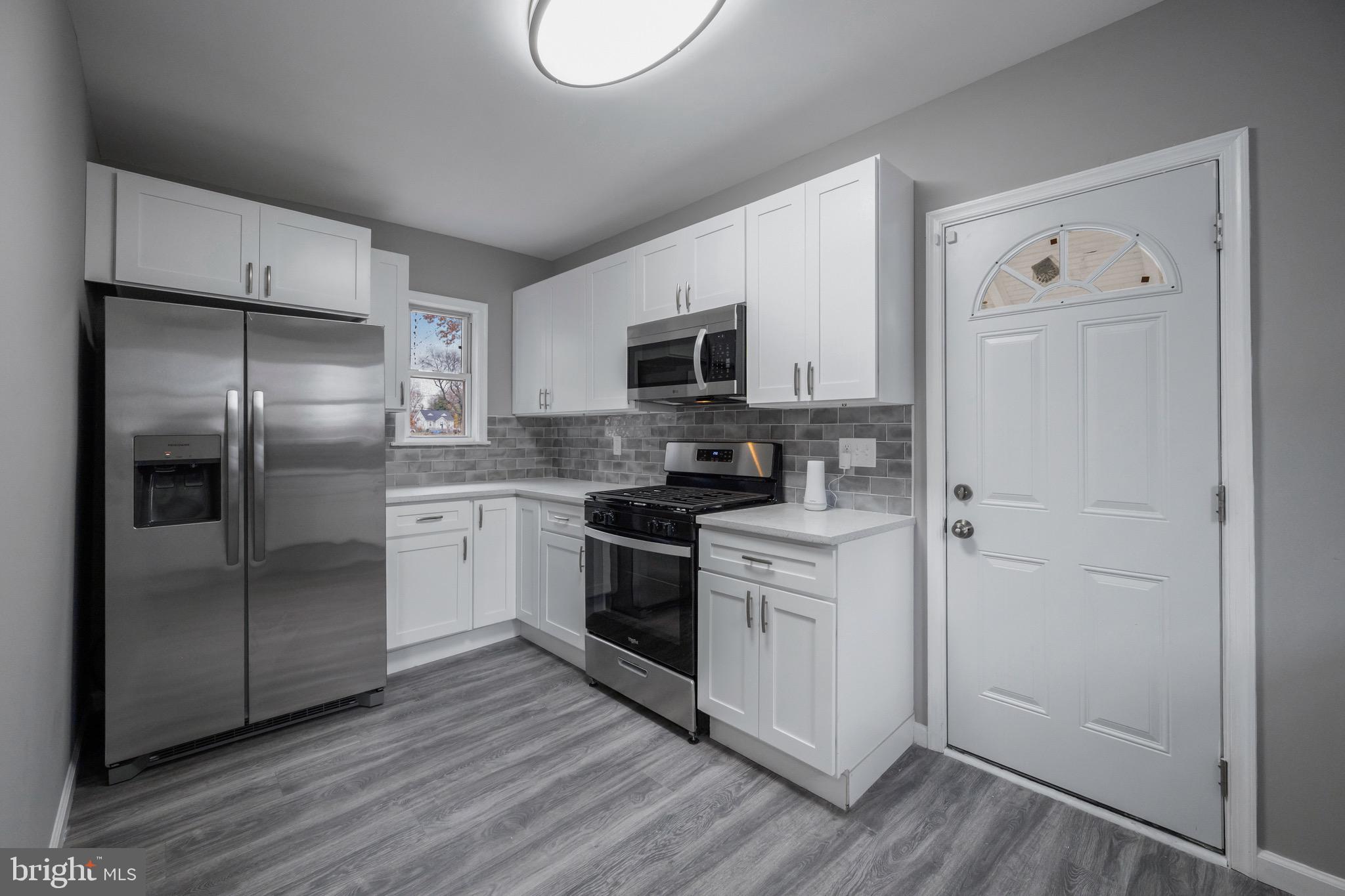 HOWARD PARK - Residential