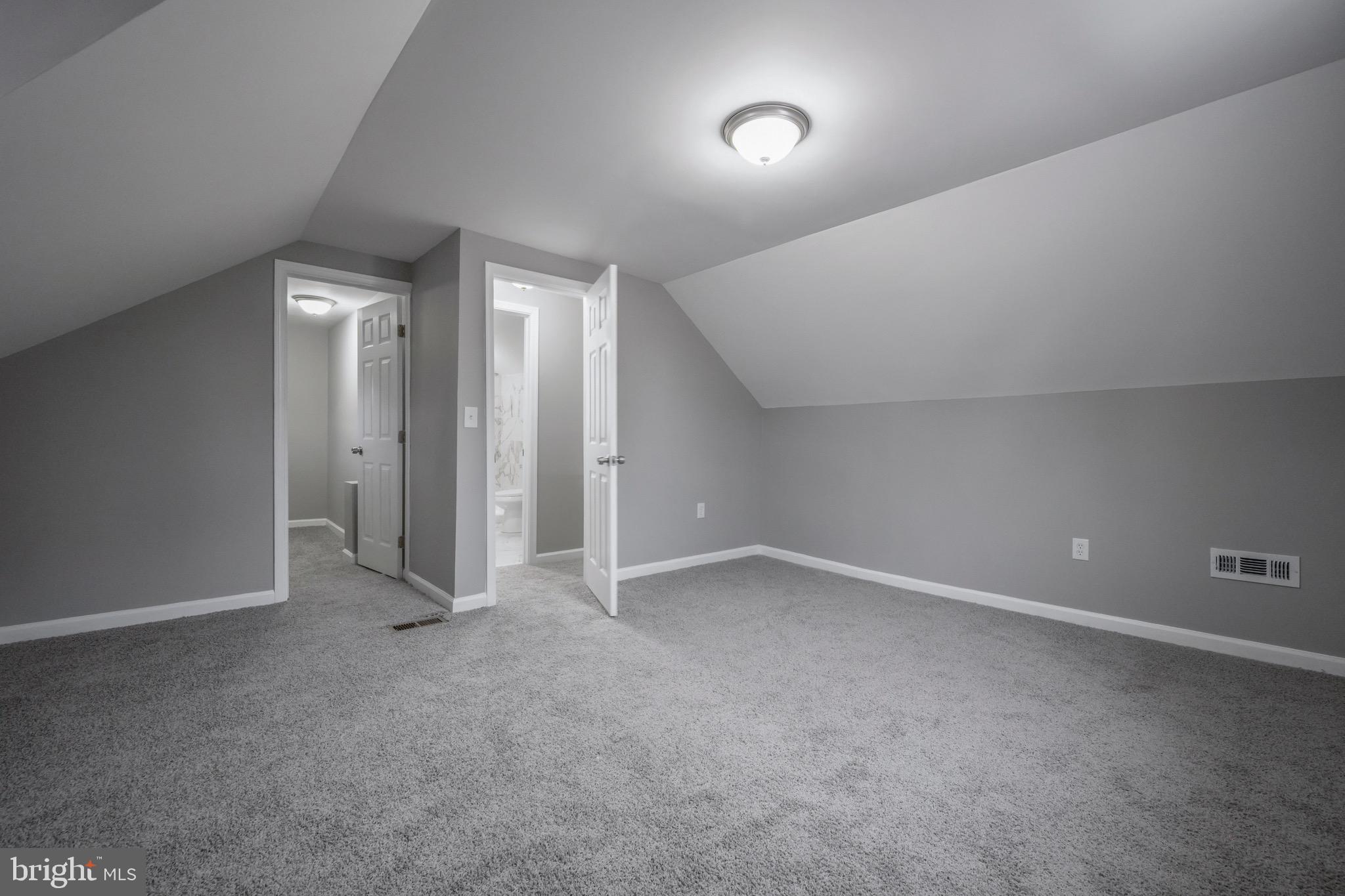 HOWARD PARK - Residential