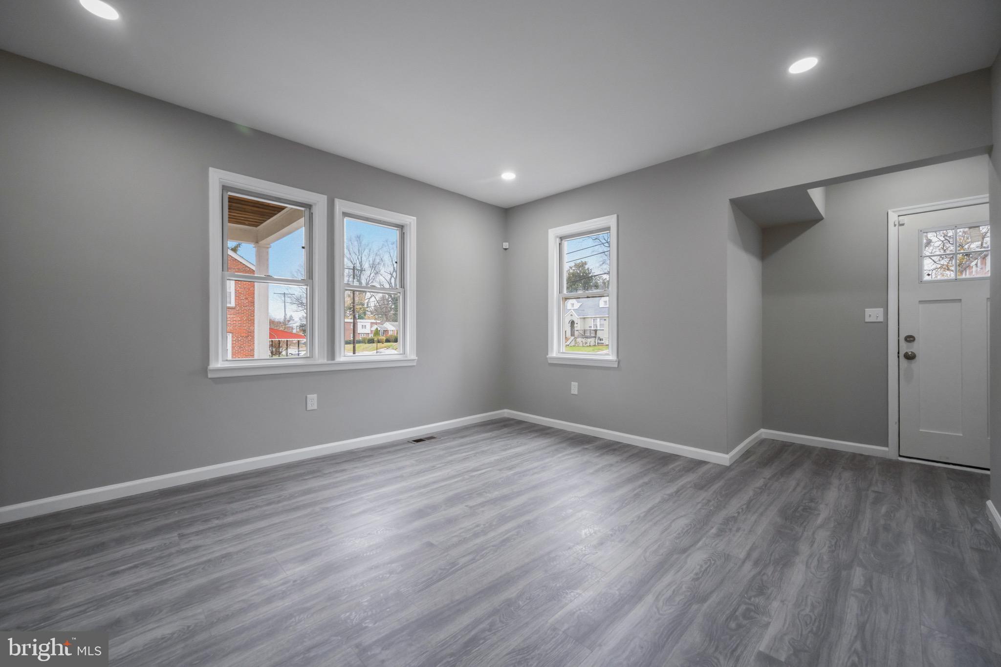 HOWARD PARK - Residential