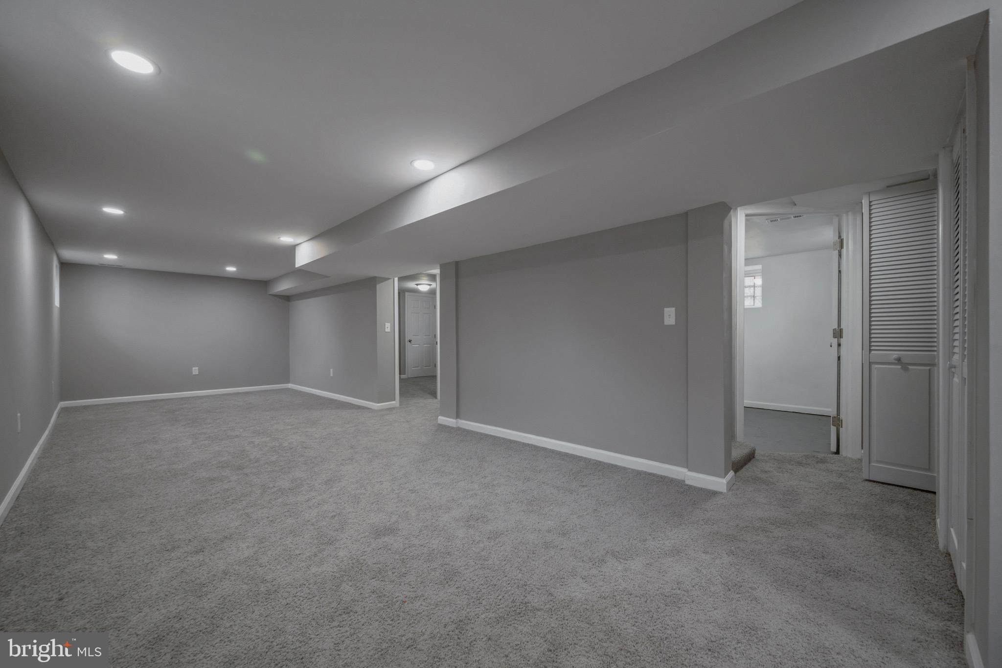 HOWARD PARK - Residential