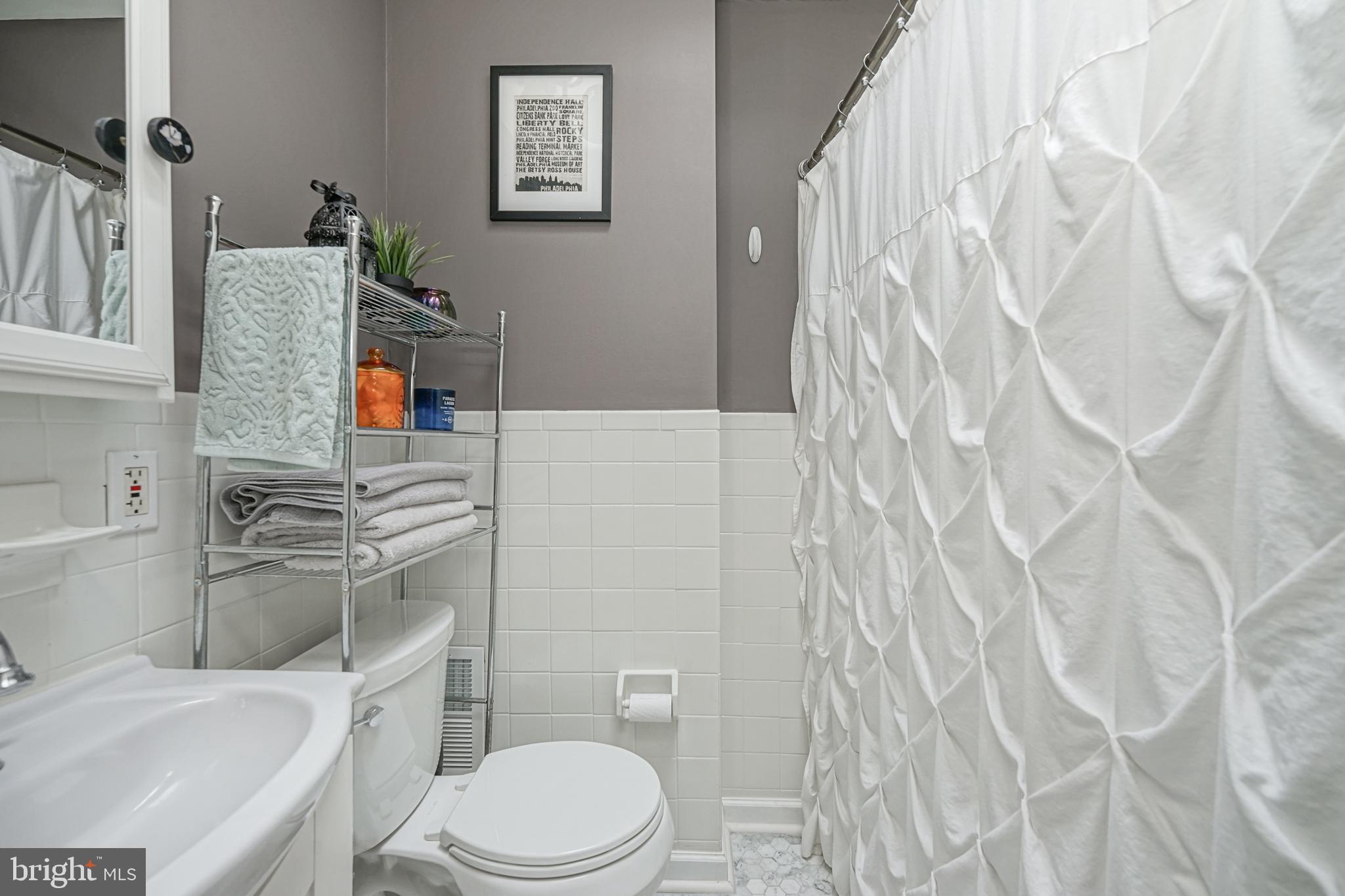 PHILADELPHIA (SOUTH) - Residential