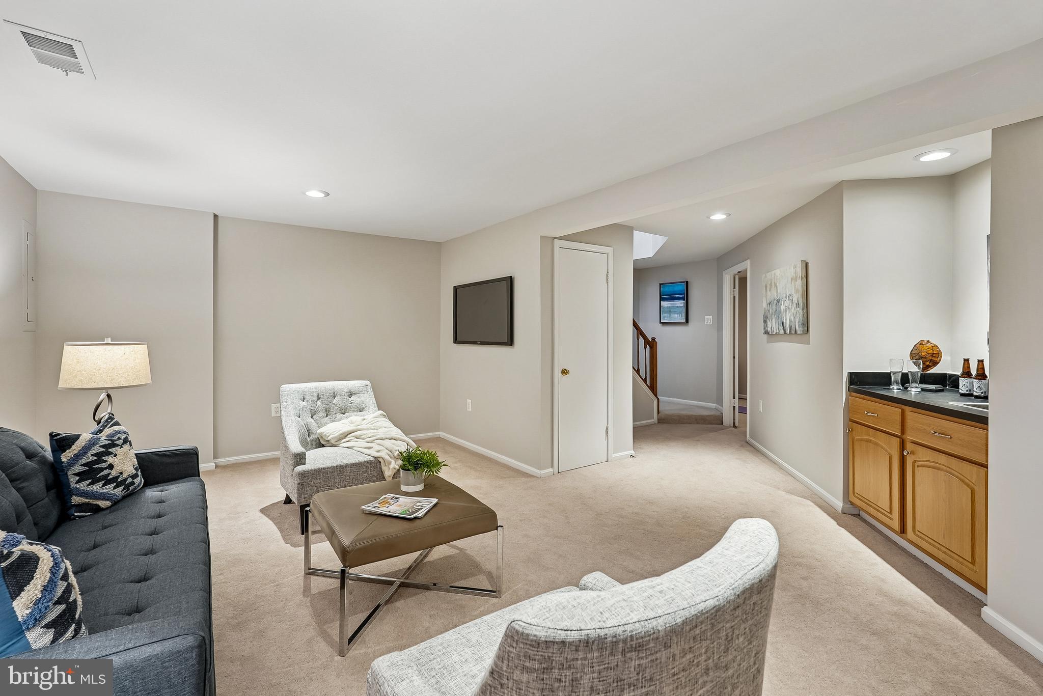 RESTON - Residential