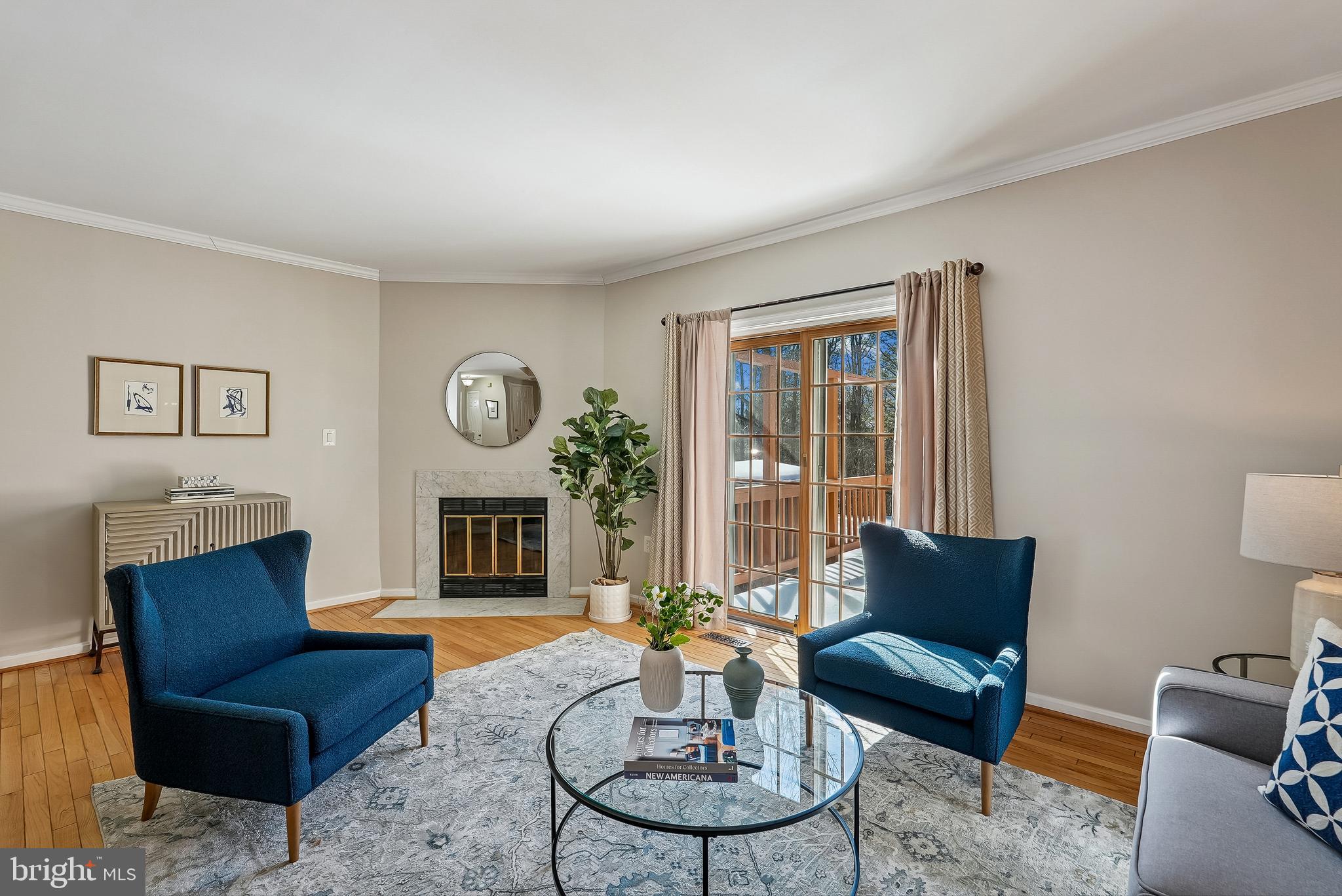 RESTON - Residential