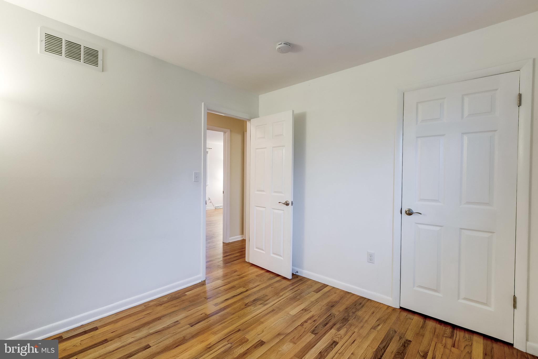 WALNUT RIDGE - Residential