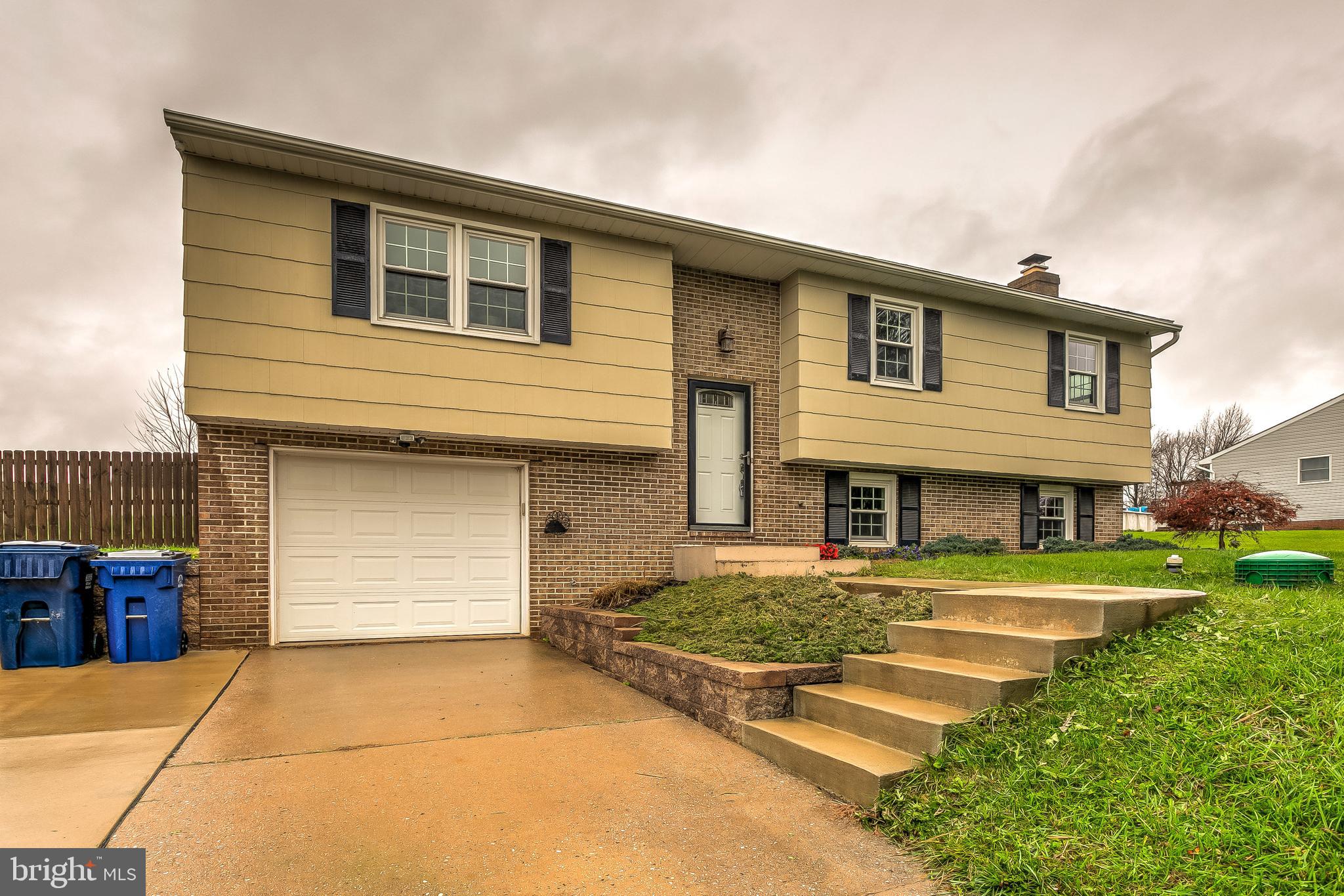 WALNUT RIDGE - Residential