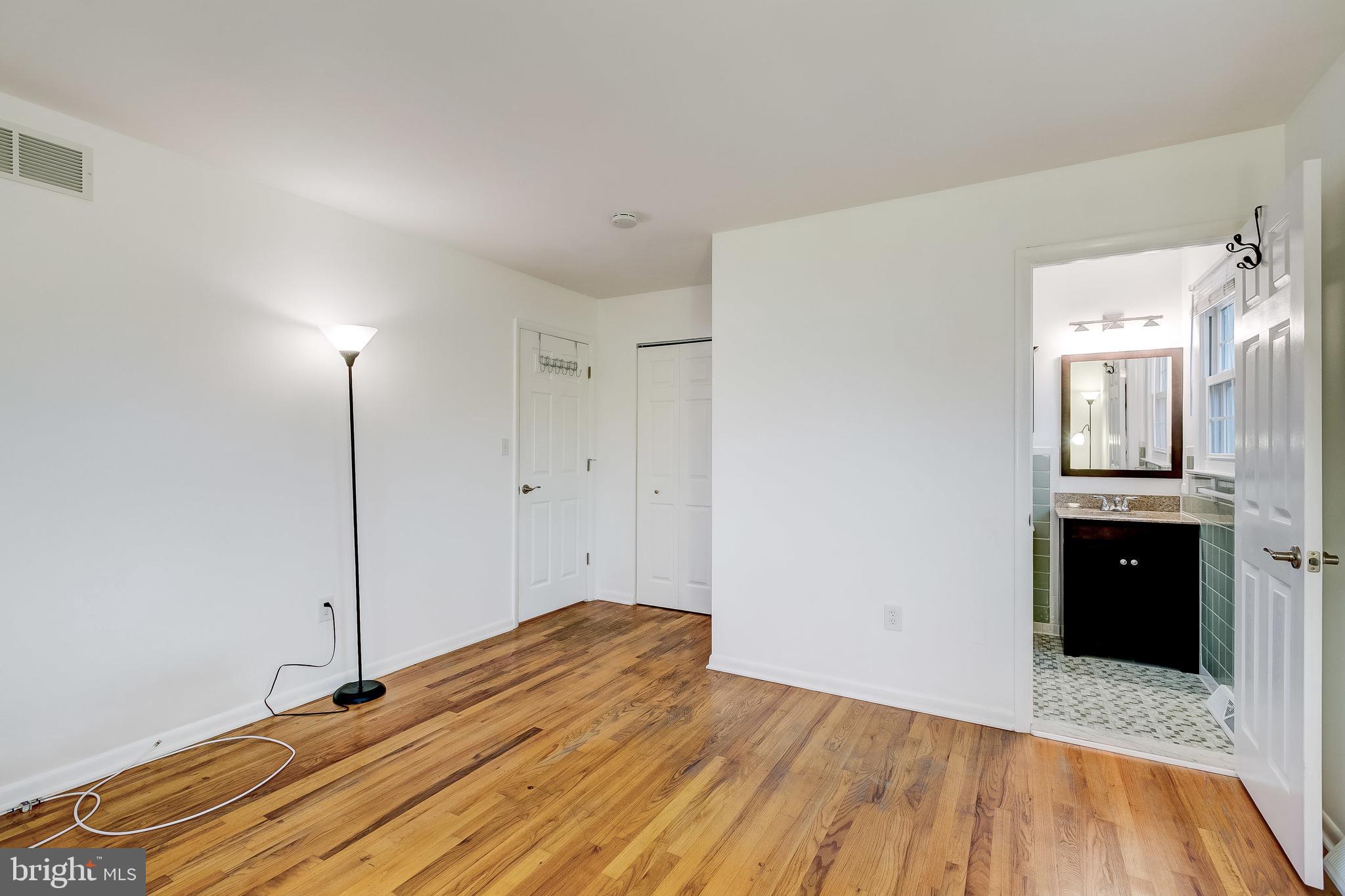 WALNUT RIDGE - Residential