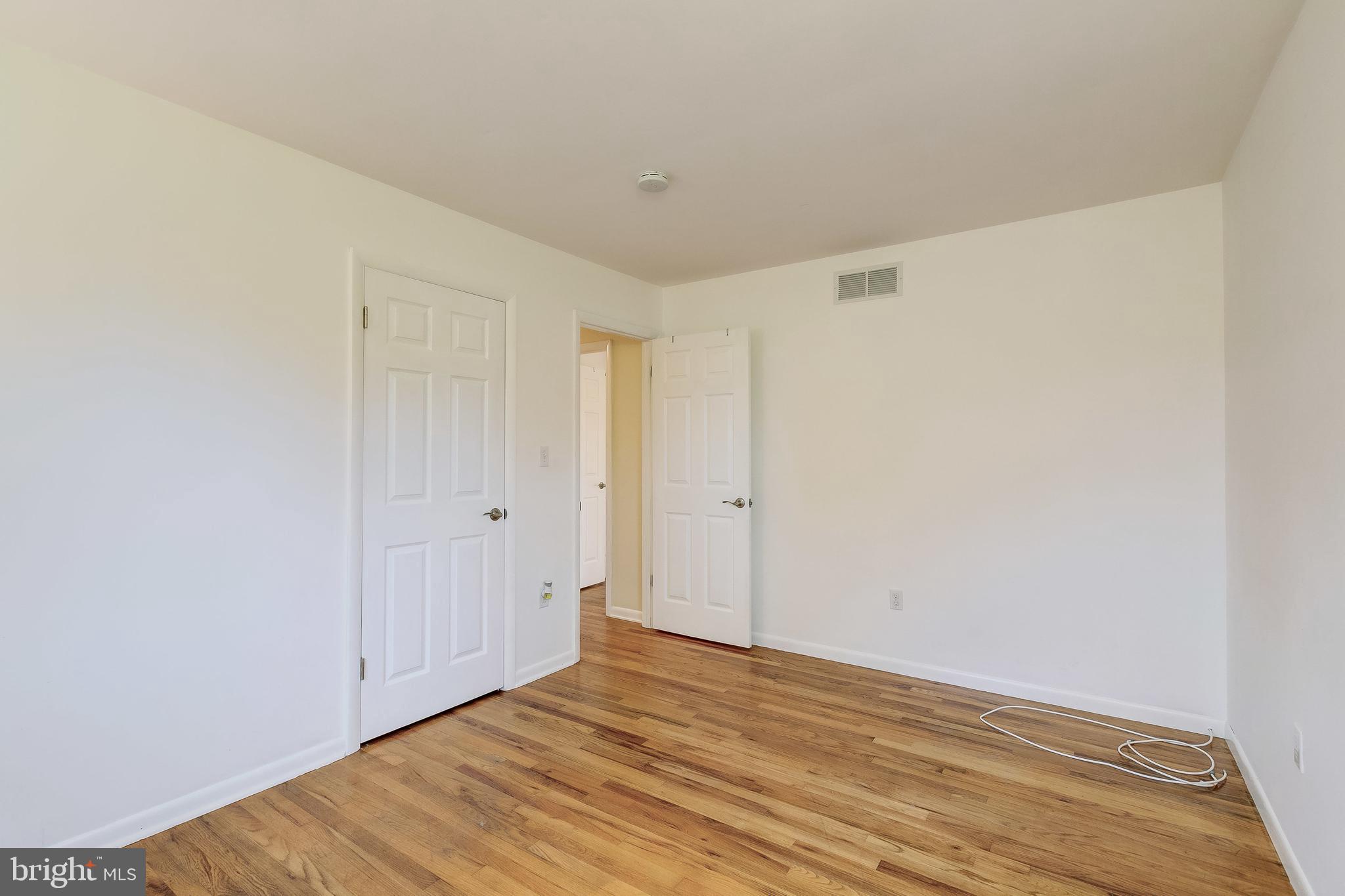 WALNUT RIDGE - Residential