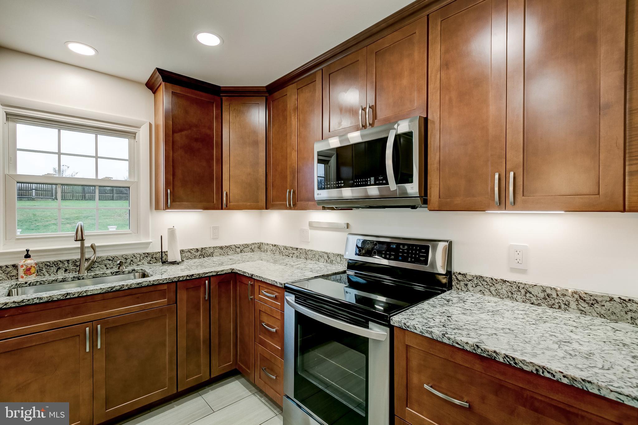 WALNUT RIDGE - Residential