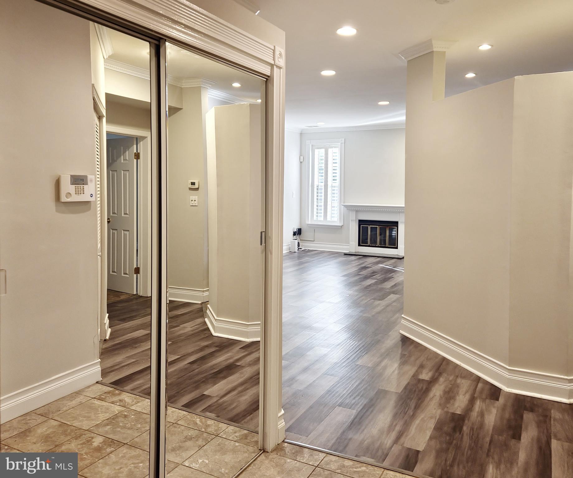 4131 BAYBERRY COURT