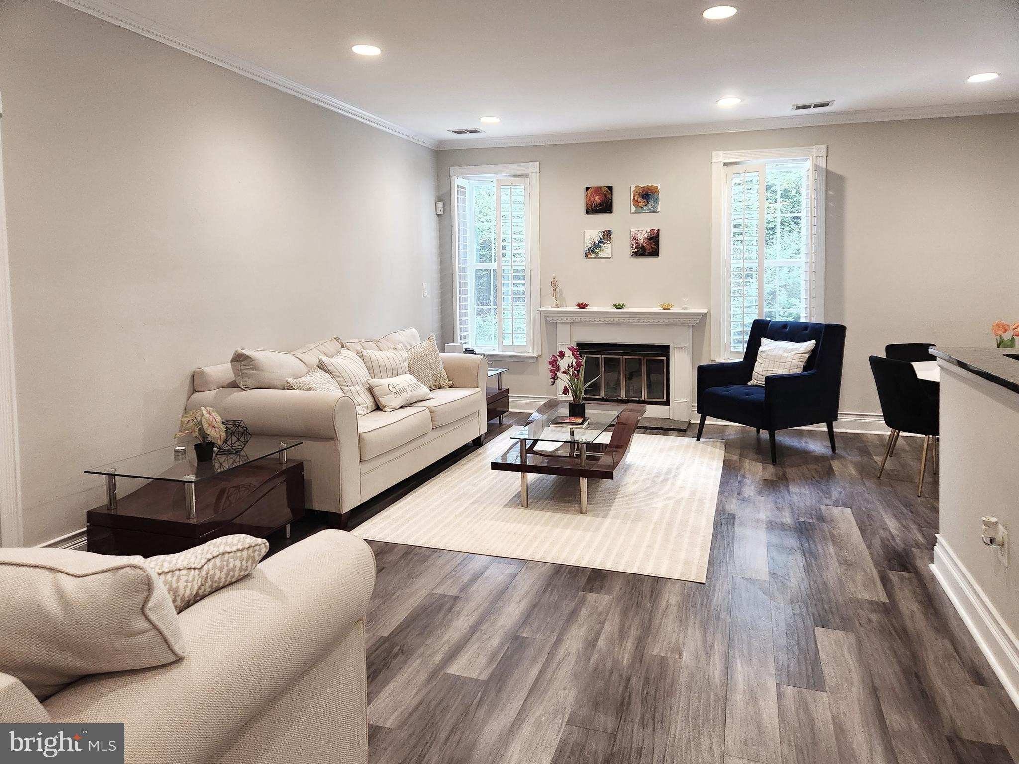 4131 BAYBERRY COURT