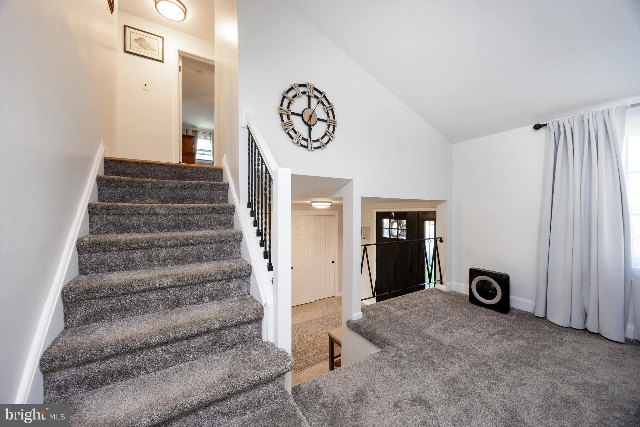 Brookhaven, Pennsylvania 19015, United States, 4 Bedrooms Bedrooms, ,3 BathroomsBathrooms,Residential,Pending,180190