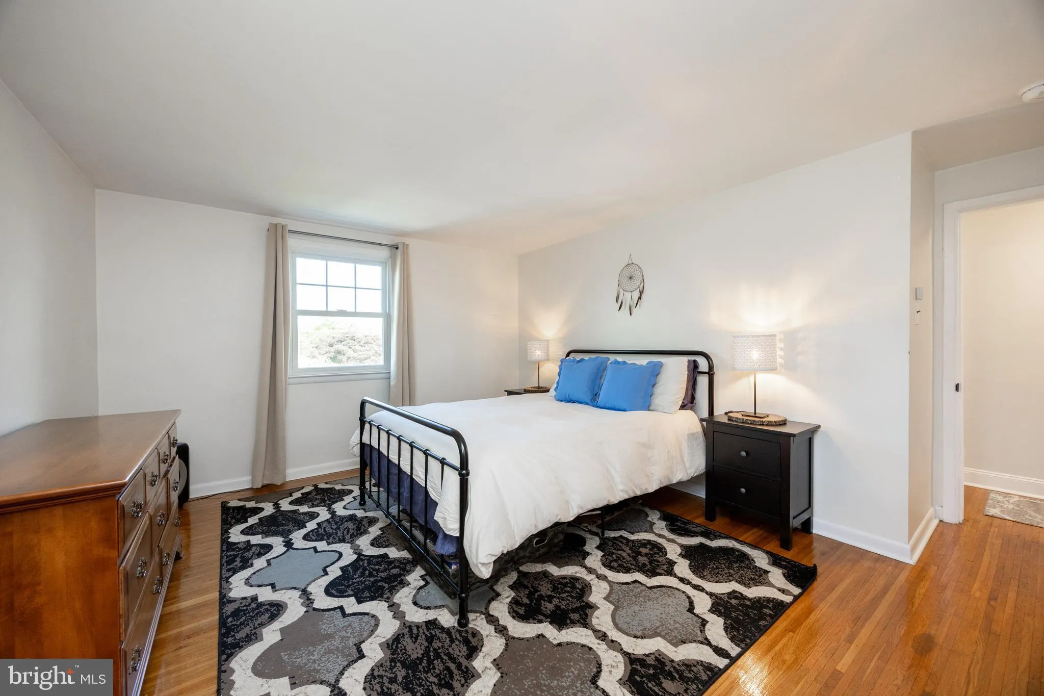 Brookhaven, Pennsylvania 19015, United States, 4 Bedrooms Bedrooms, ,3 BathroomsBathrooms,Residential,Pending,180190