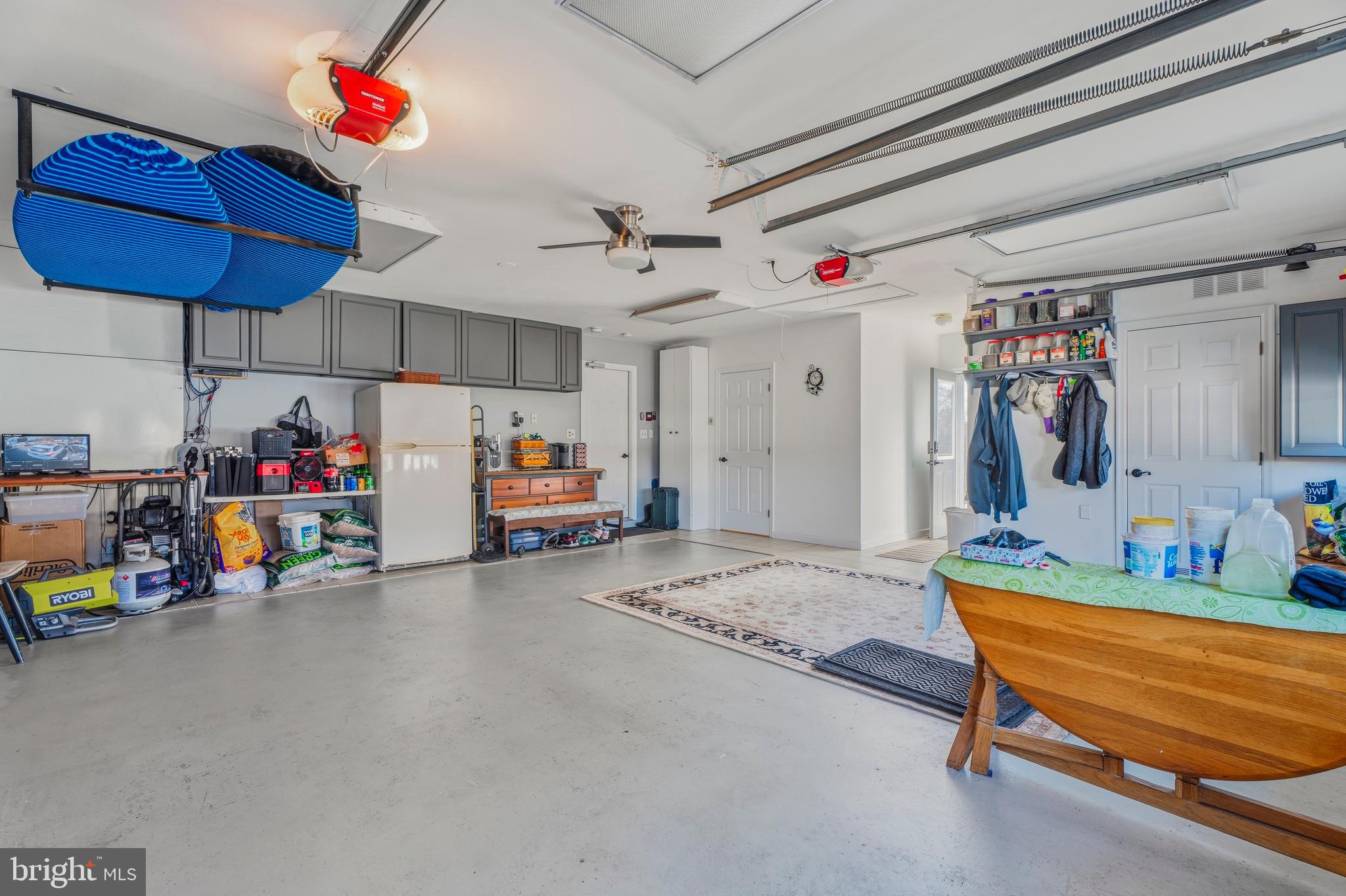 FOREST HILL - Residential