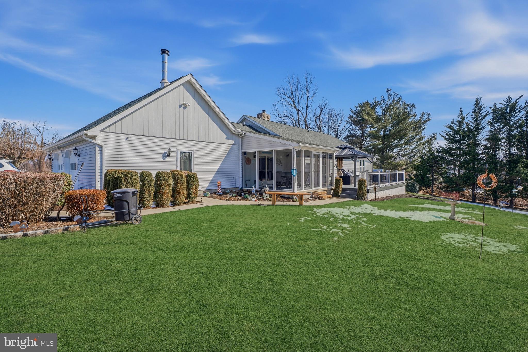 FOREST HILL - Residential