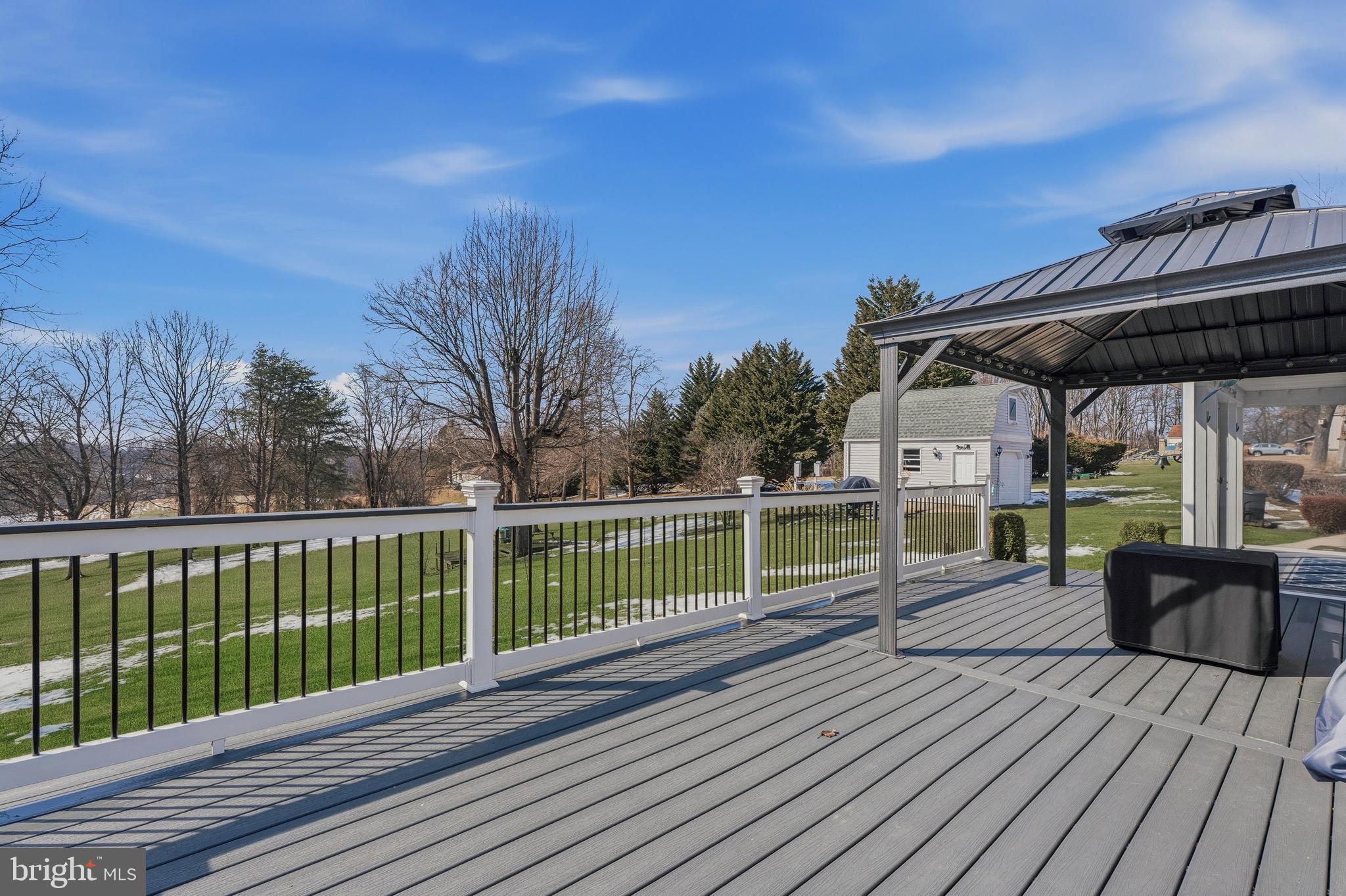 FOREST HILL - Residential