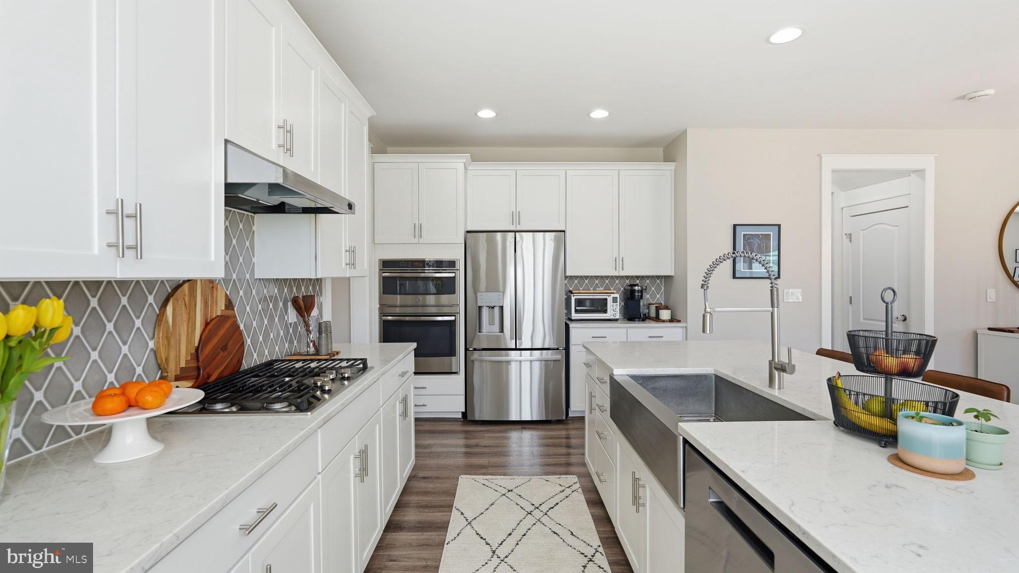 108 BROOKE POINT COURT