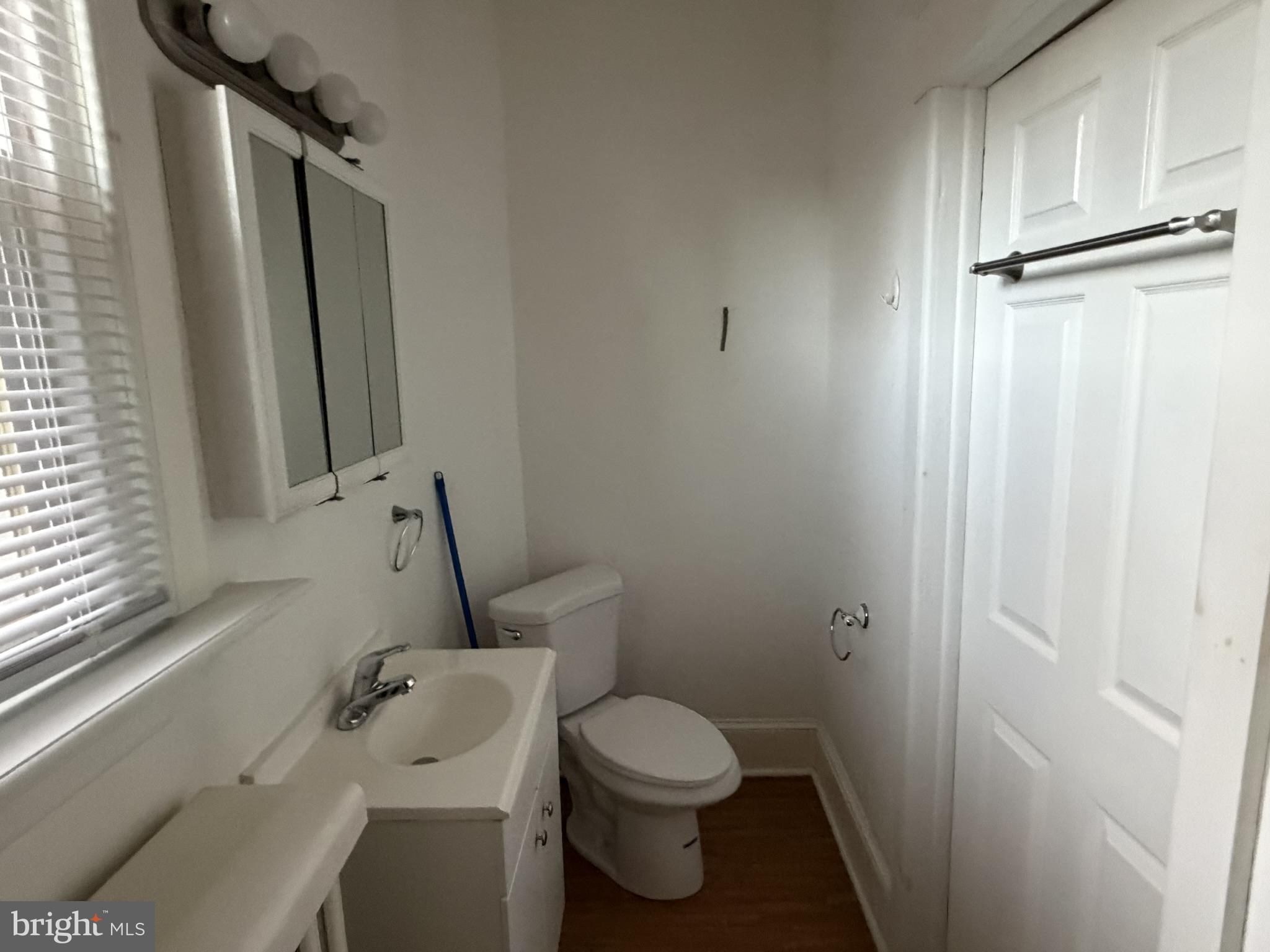 FRANKFORD - Residential Income