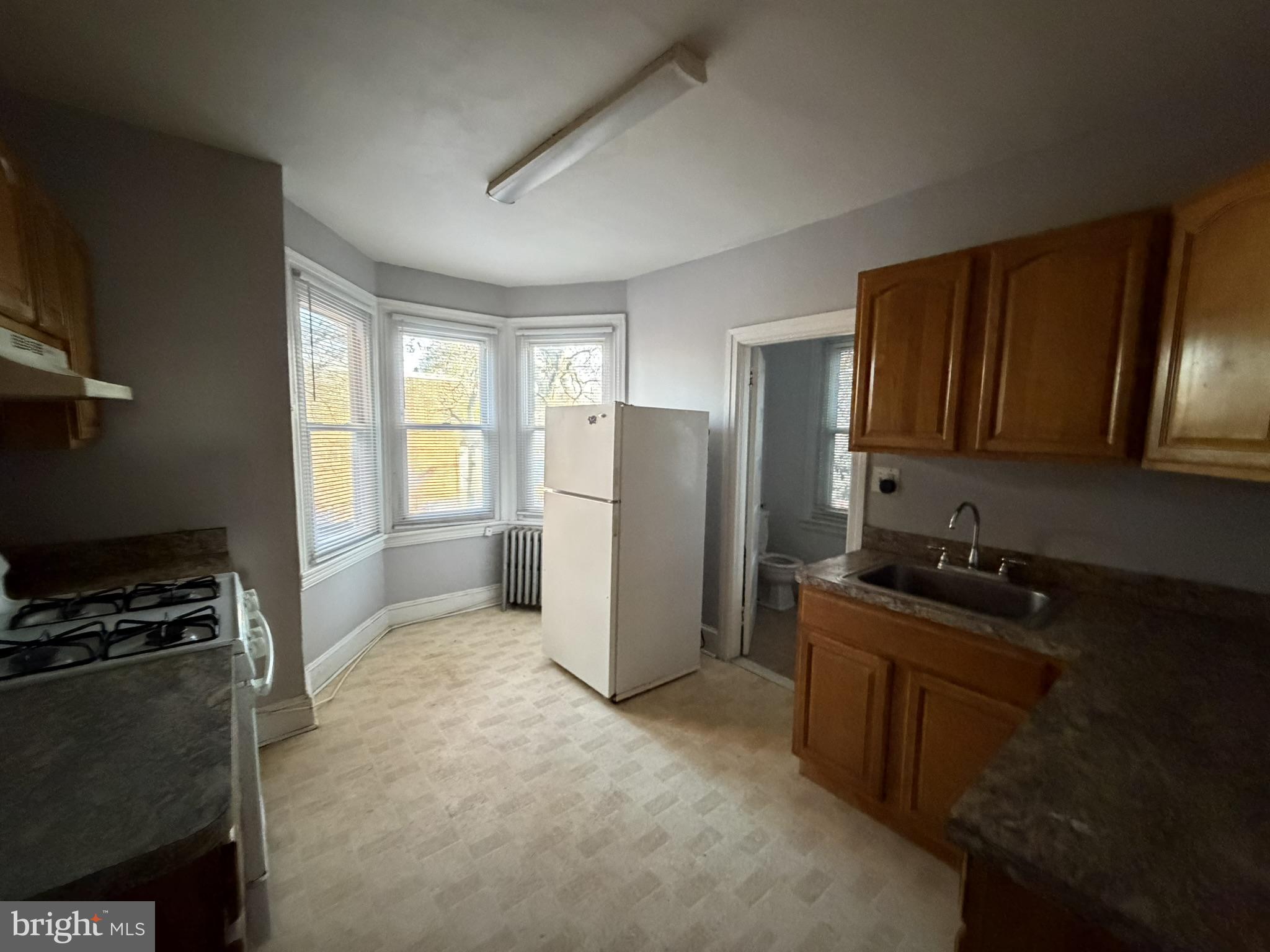 FRANKFORD - Residential Income