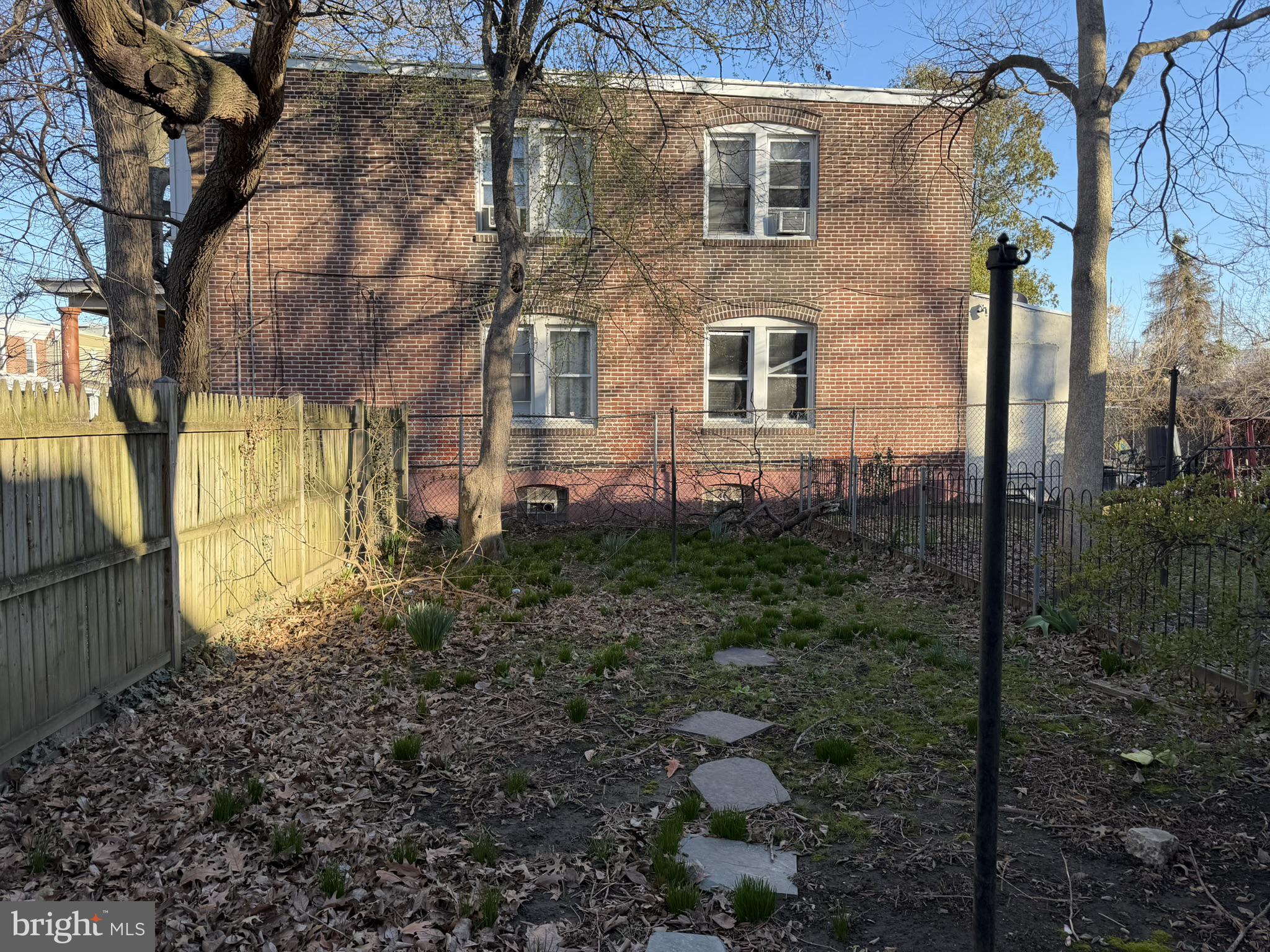 FRANKFORD - Residential Income