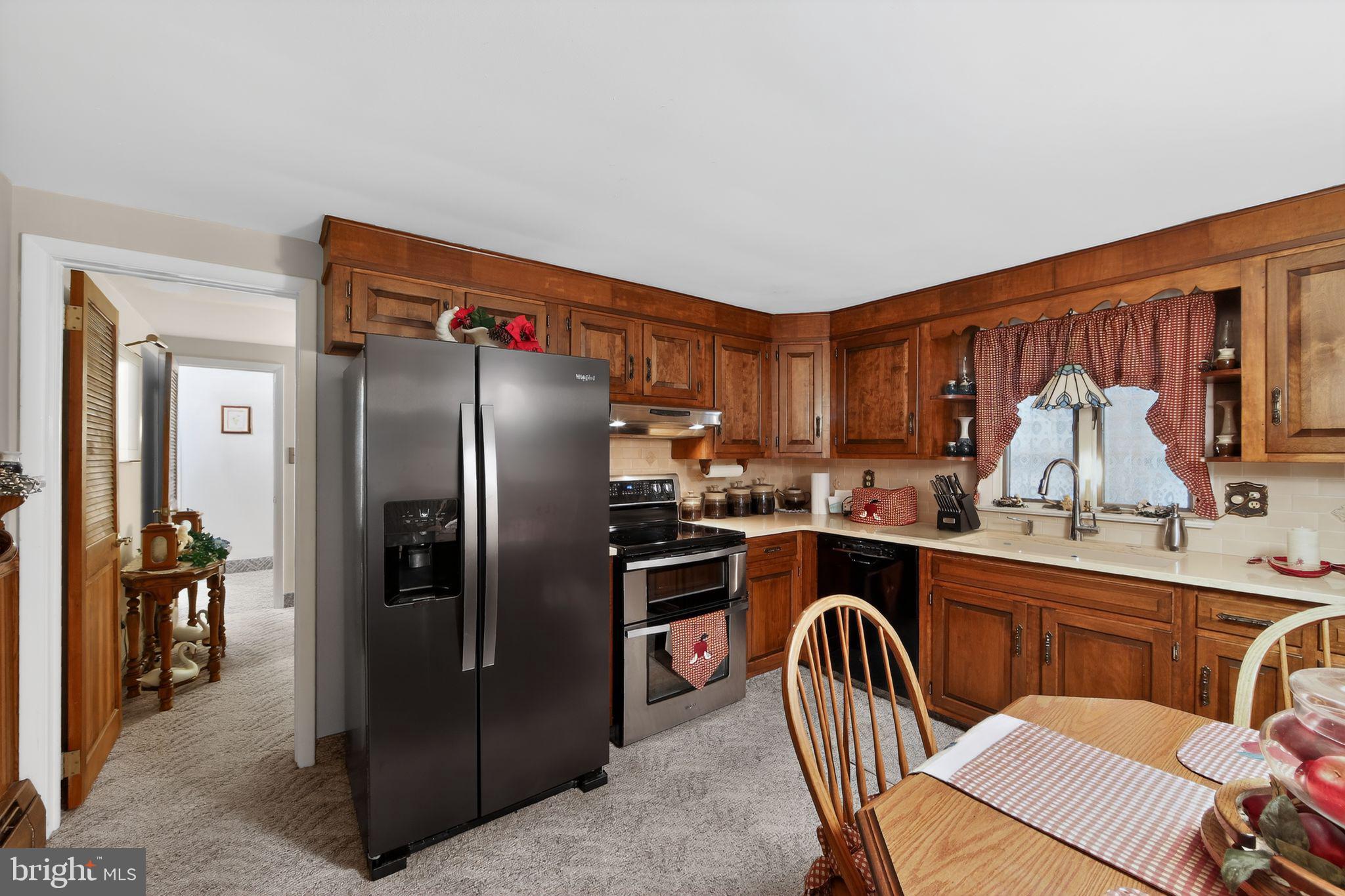 OLD TOWNE TWINS - Residential