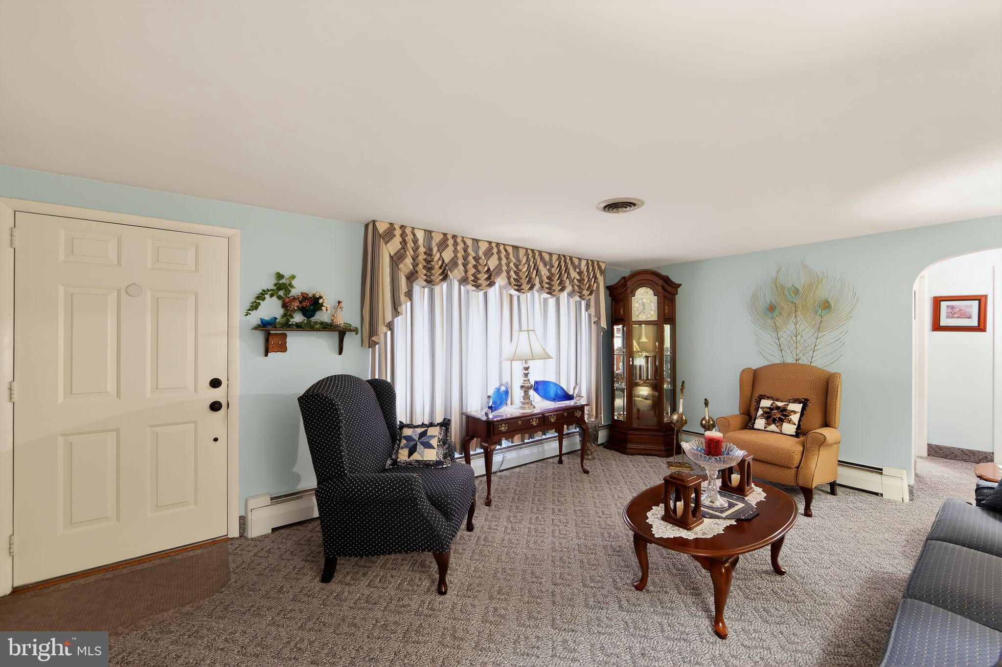 OLD TOWNE TWINS - Residential