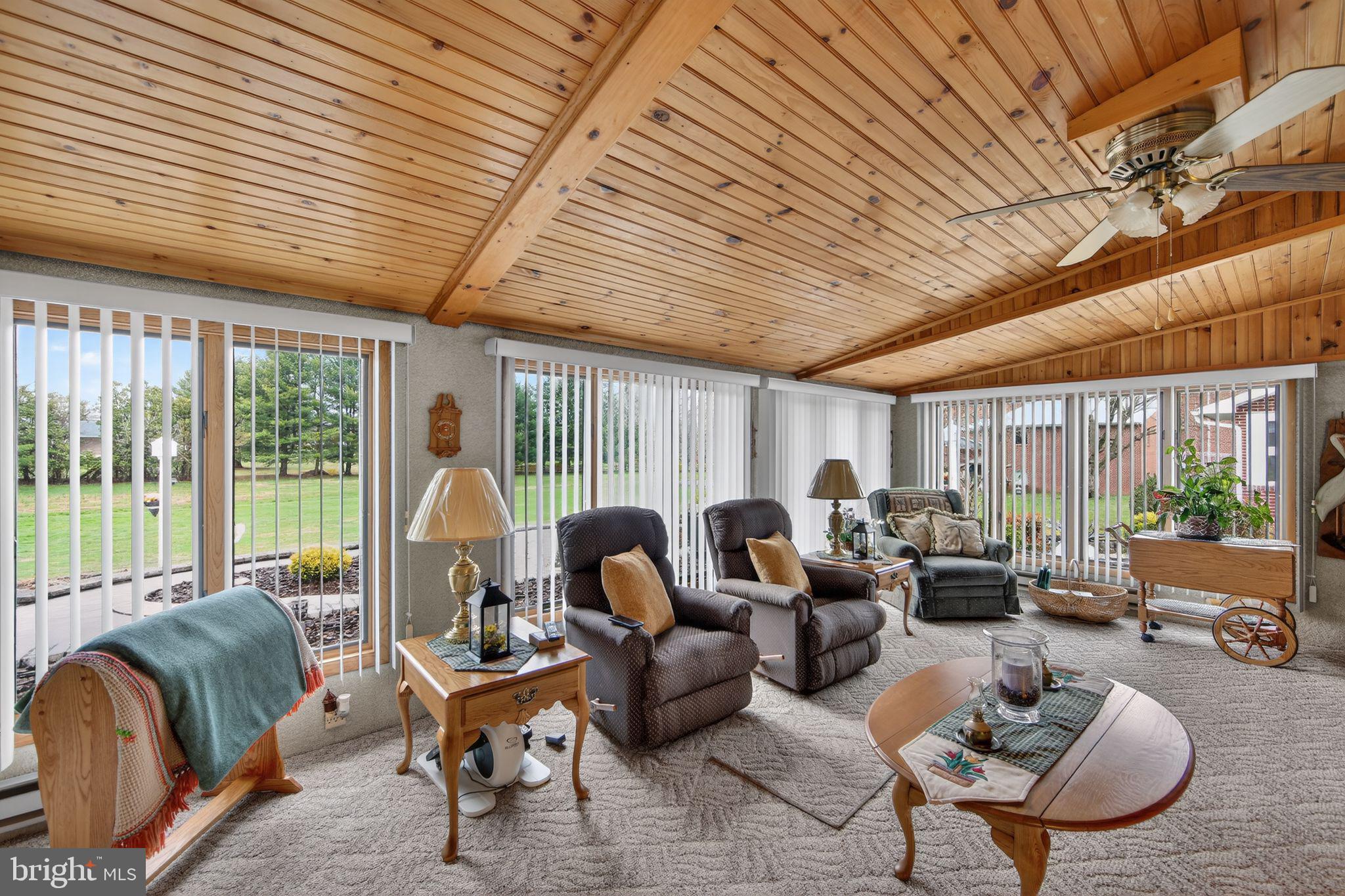 OLD TOWNE TWINS - Residential