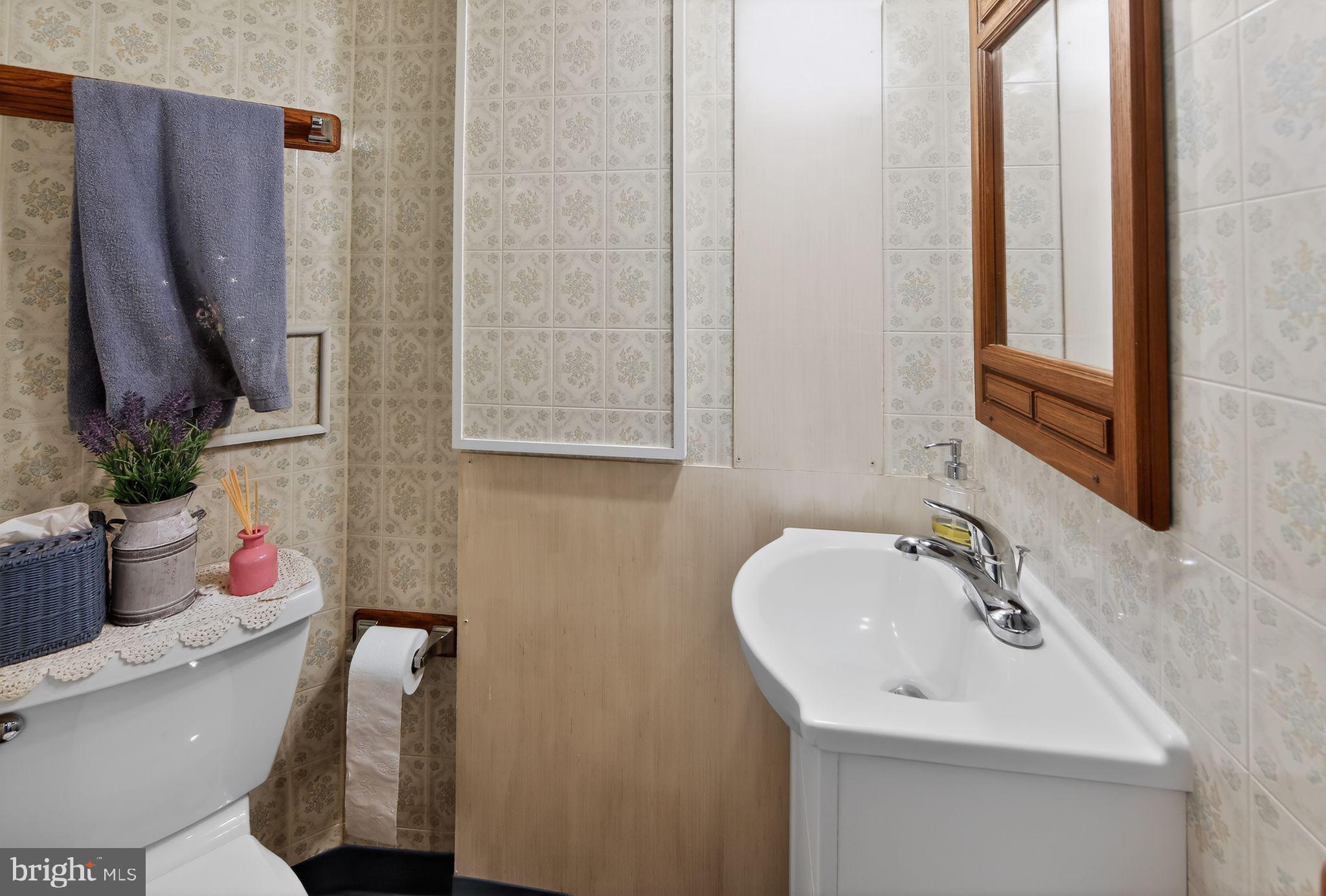 OLD TOWNE TWINS - Residential