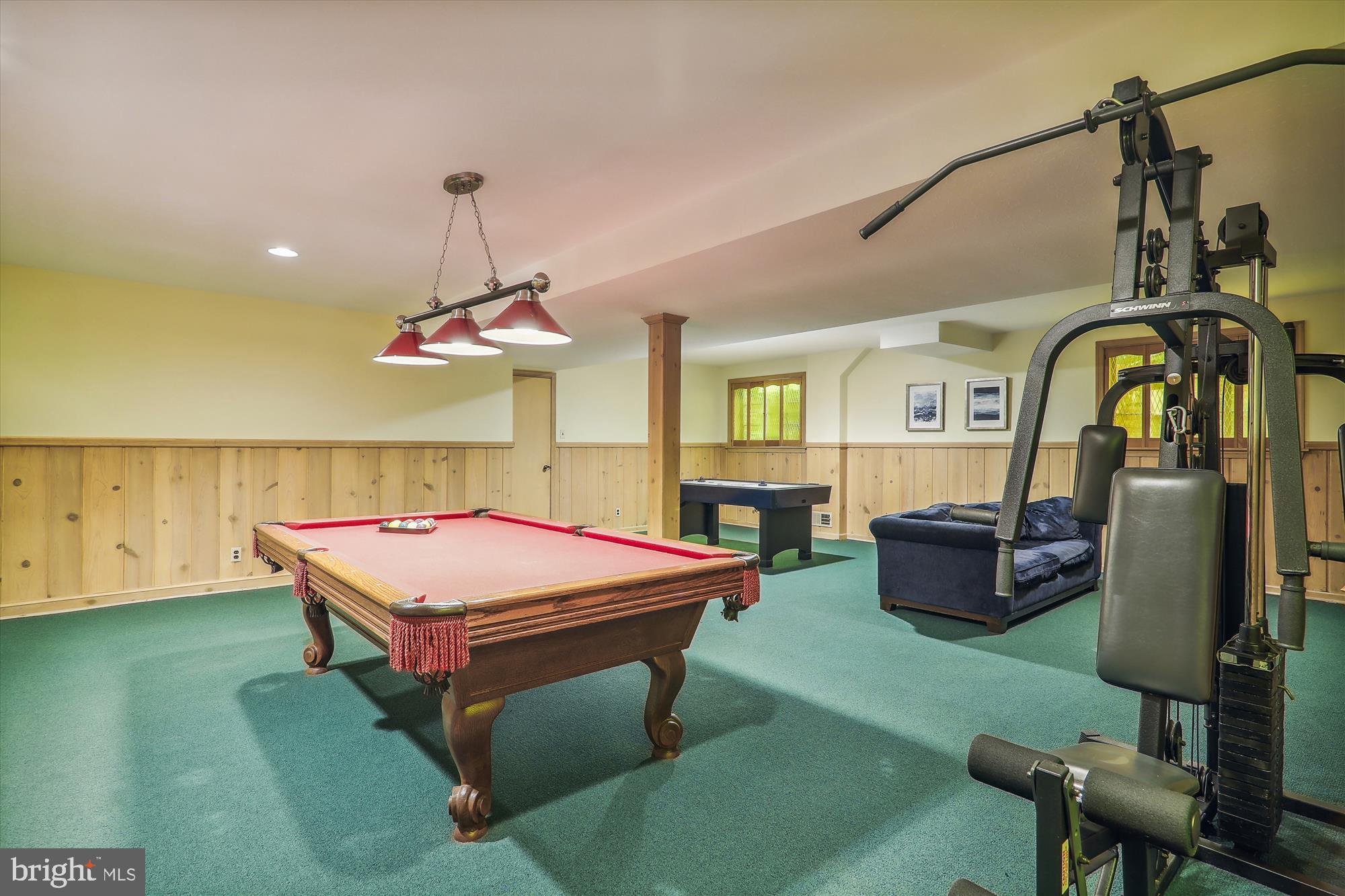 ROLLINGWOOD - Residential