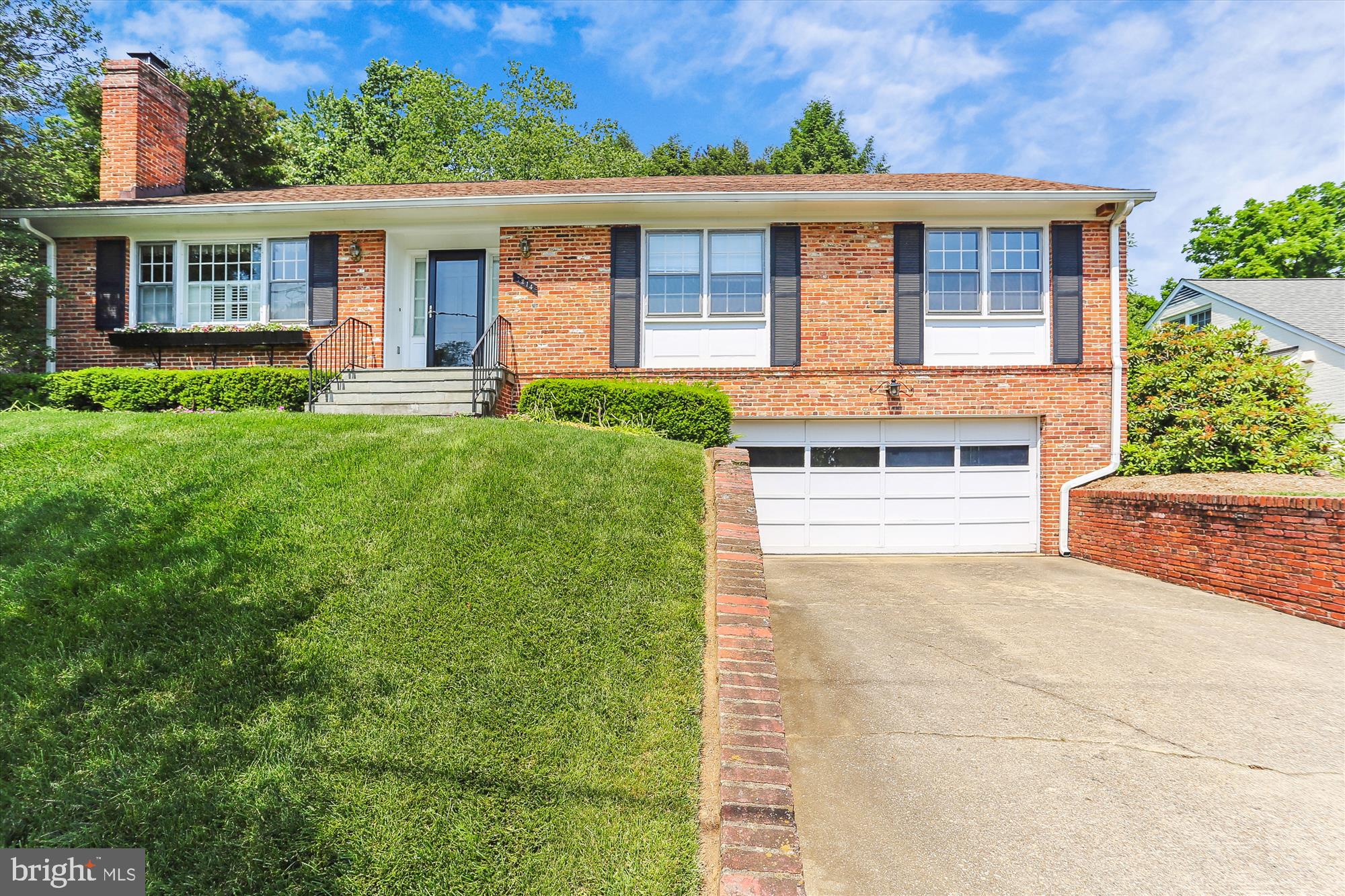ROLLINGWOOD - Residential