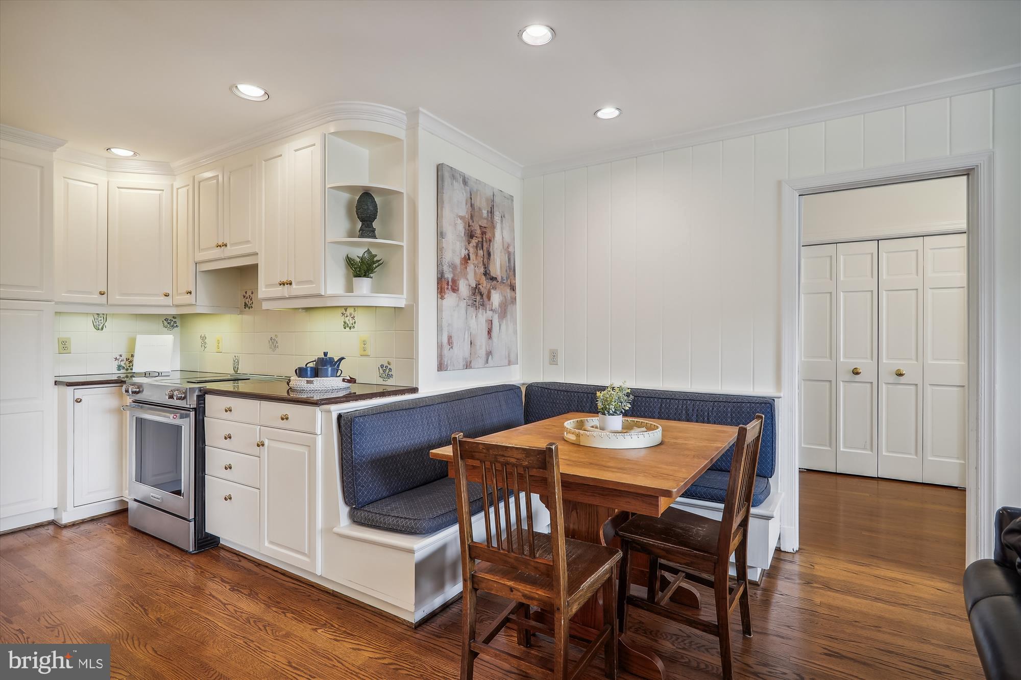 ROLLINGWOOD - Residential