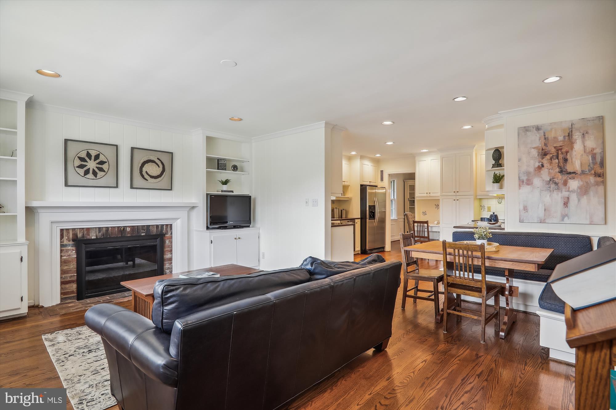 ROLLINGWOOD - Residential